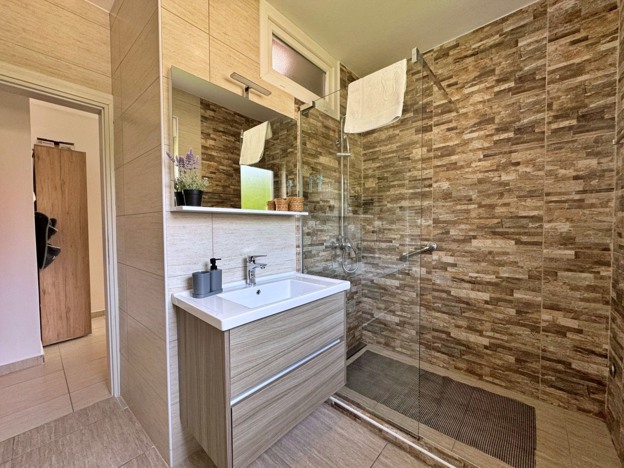 Apartment Rozi-Binnen