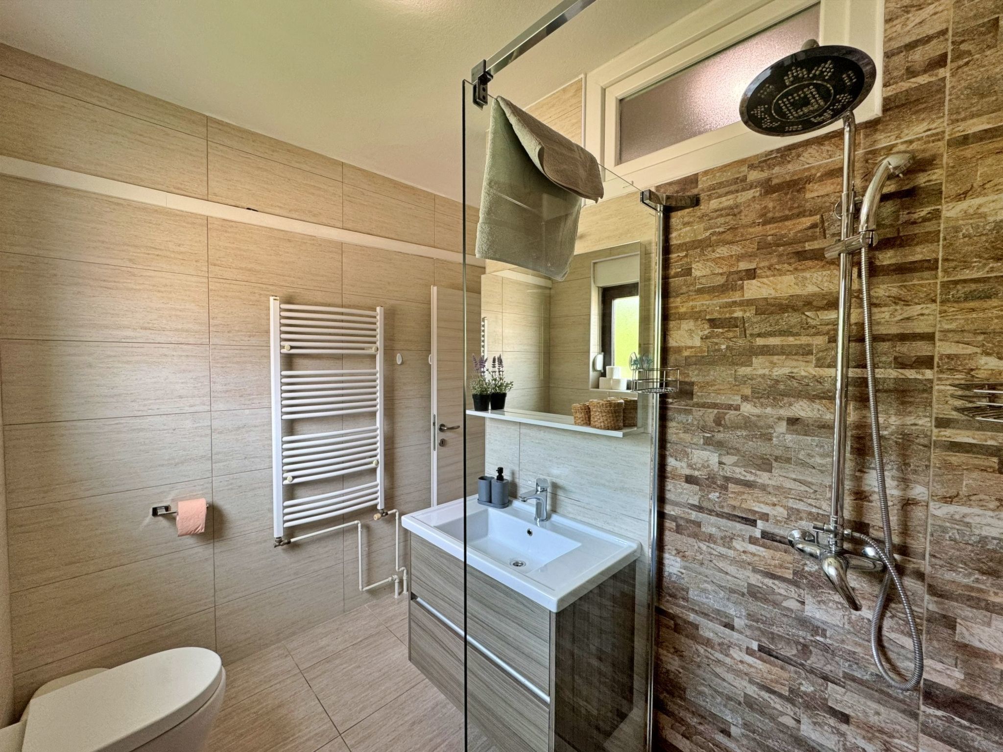 Apartment Rozi-Binnen