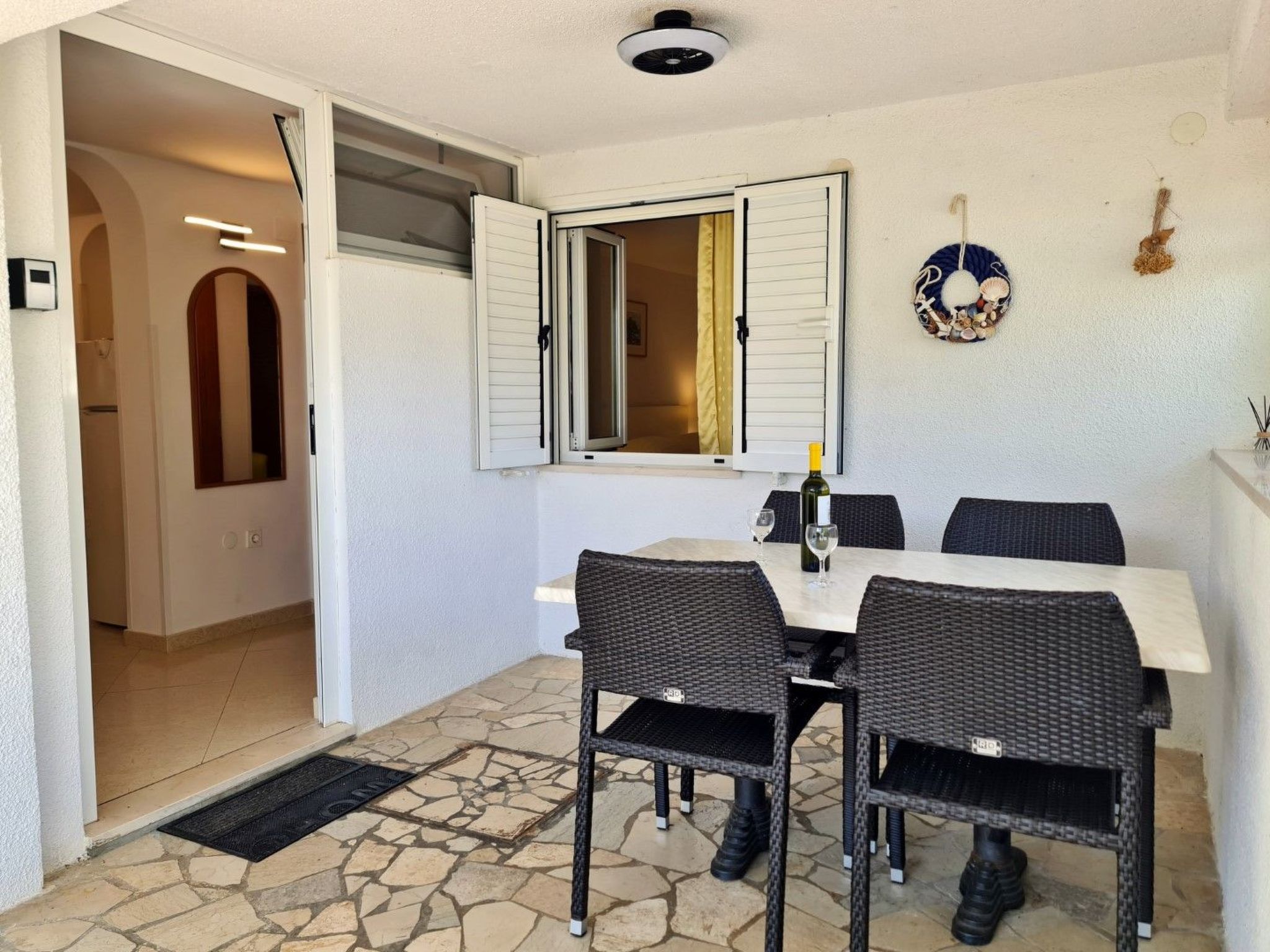 Apartment Beakovic-Binnen