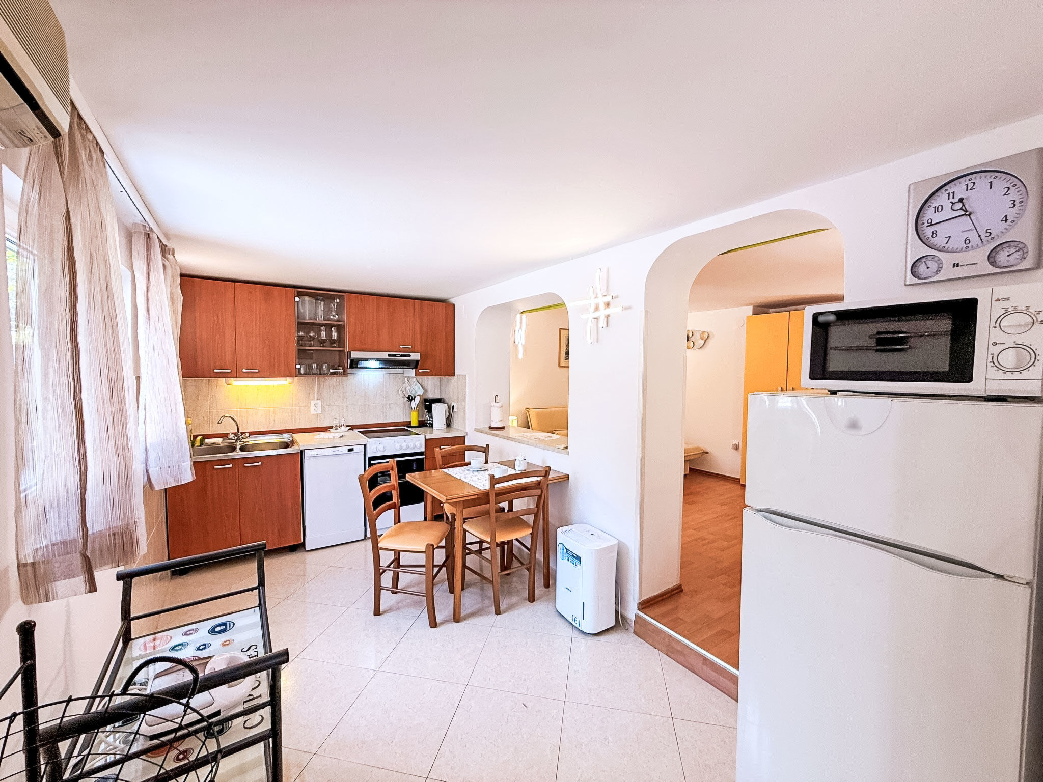 Appartement Apartment Beakovic – Cuisine et coin repas, photo 6 sur 39