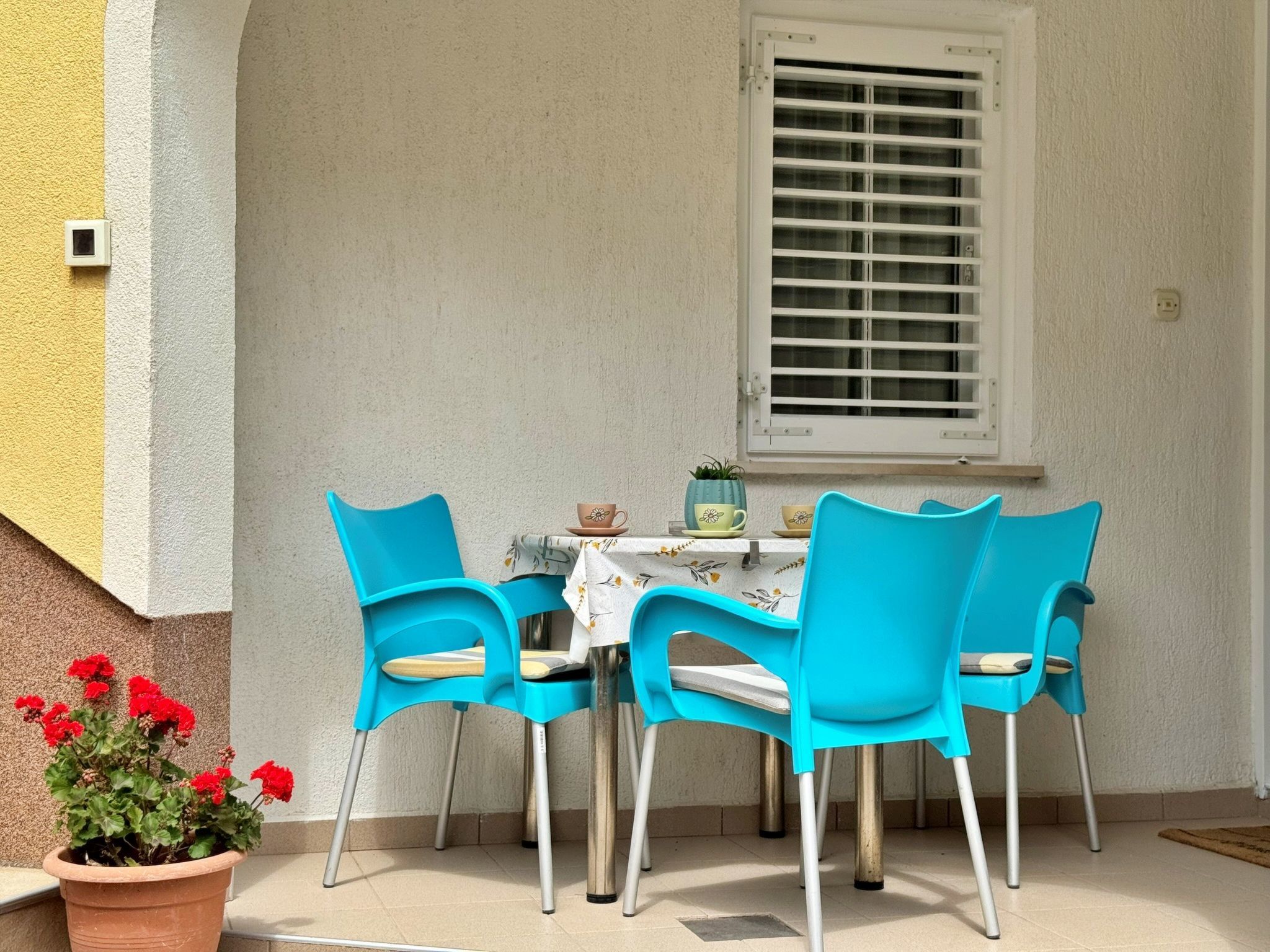 Apartment Car-Drinnen