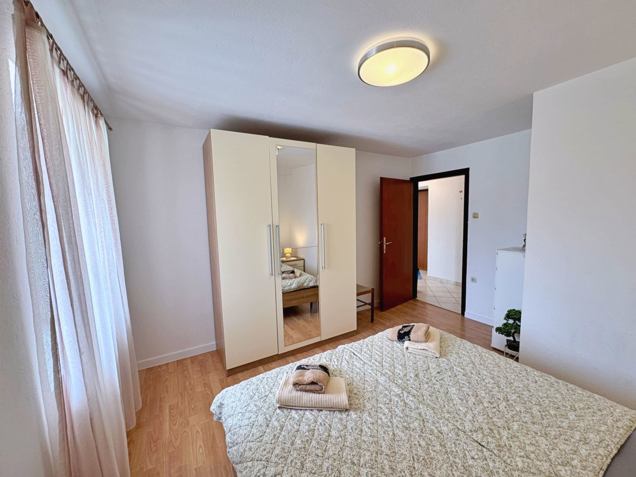 Apartment Car-Drinnen