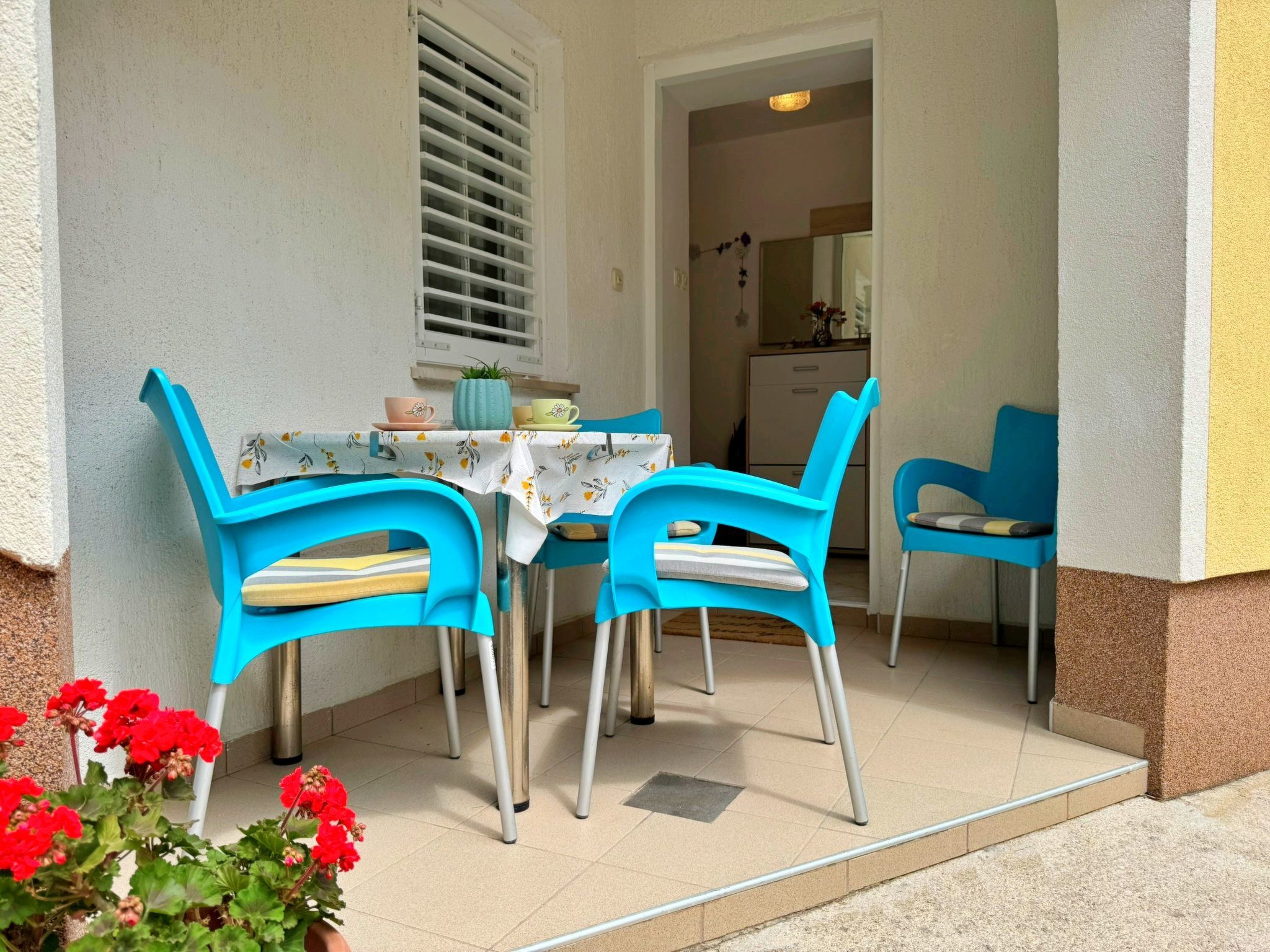 Apartment Car-Drinnen