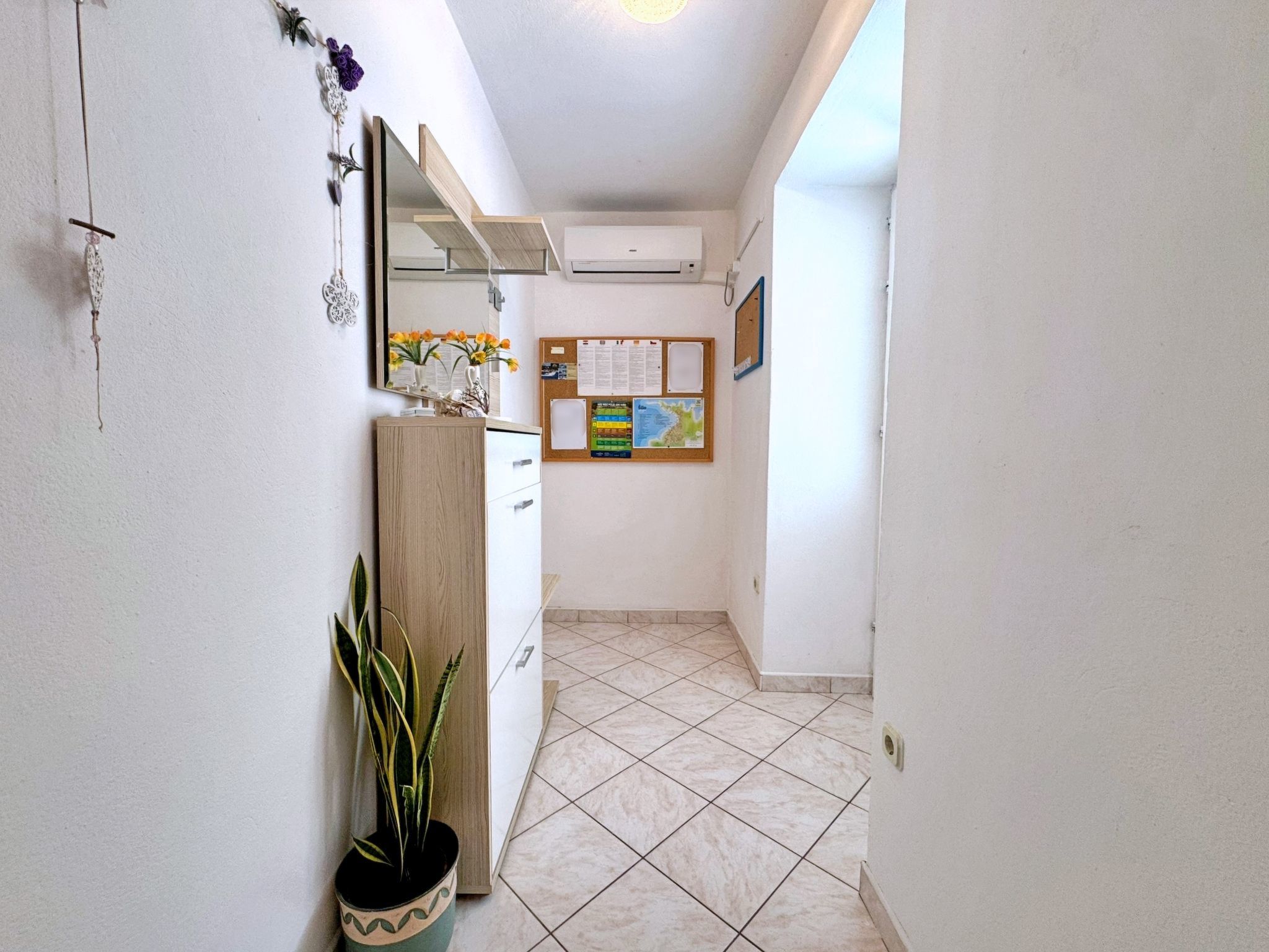 Apartment Car-Drinnen