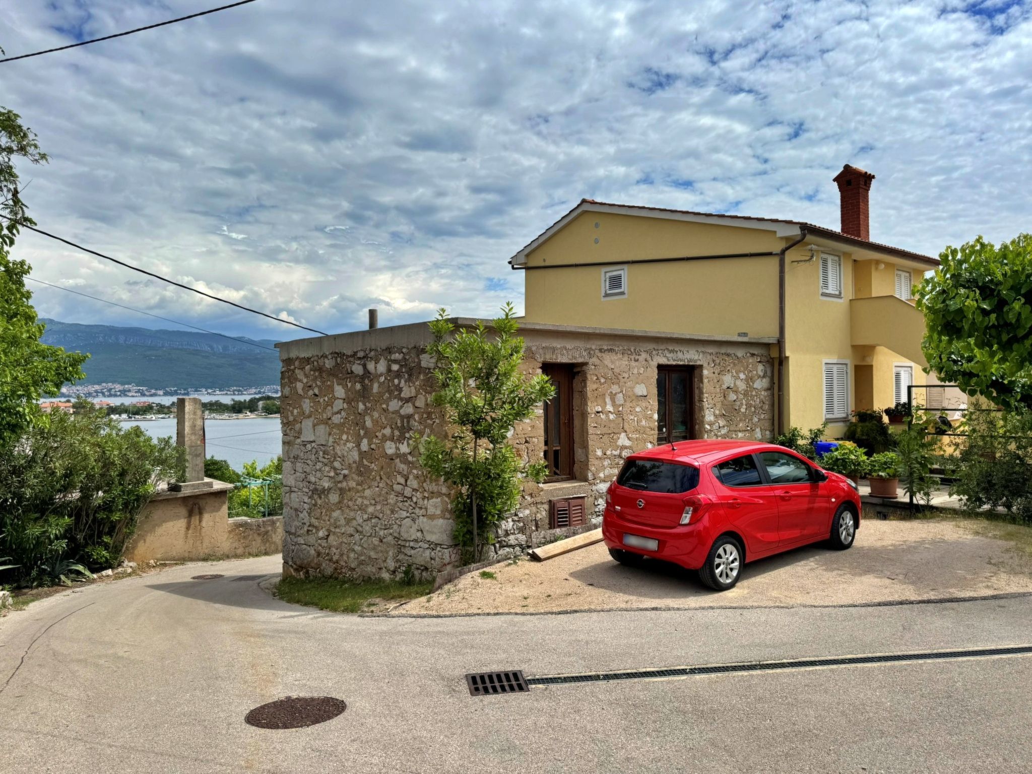 Apartment Car-Drinnen