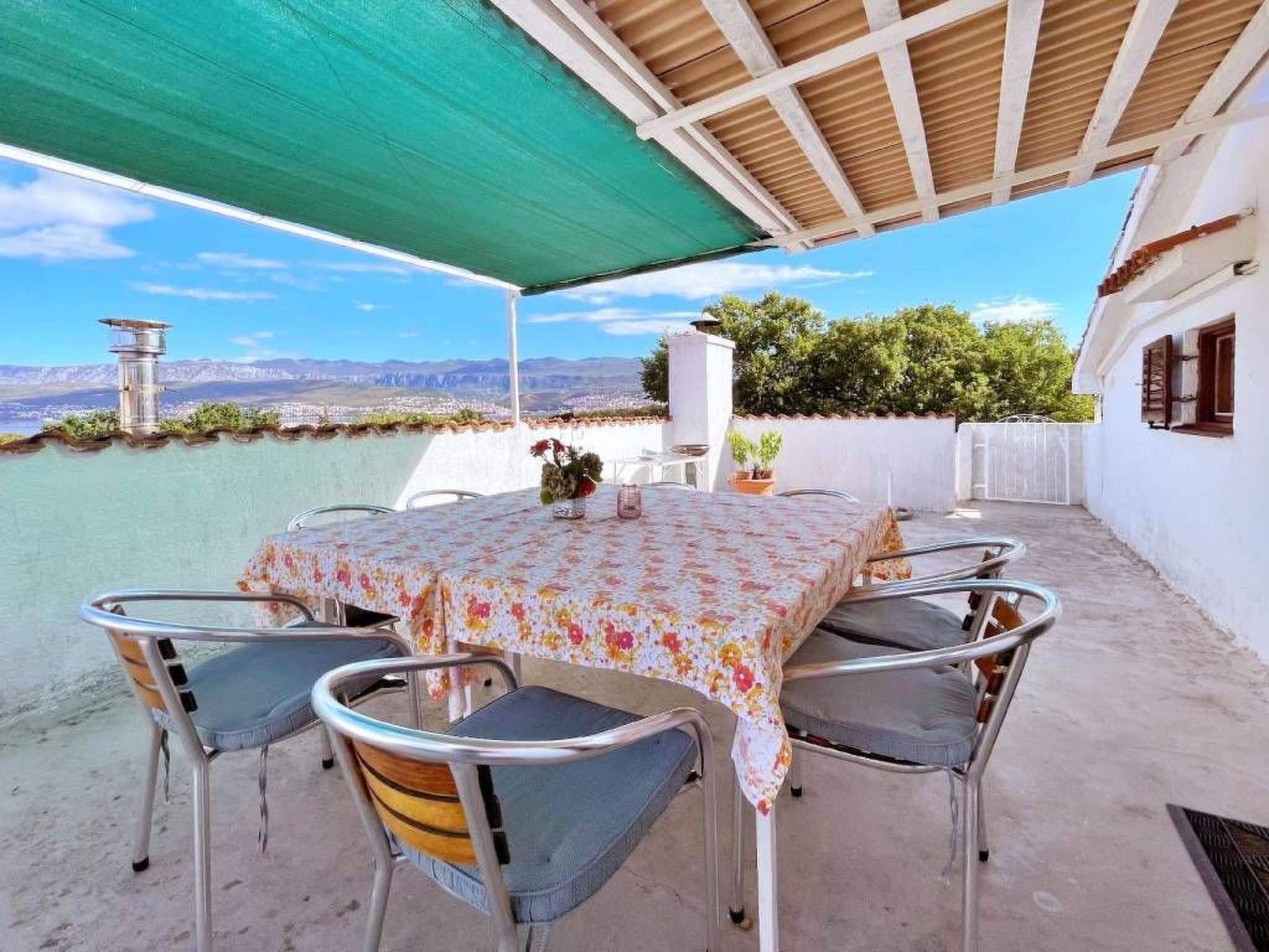 Apartment Srdoc-Dedans