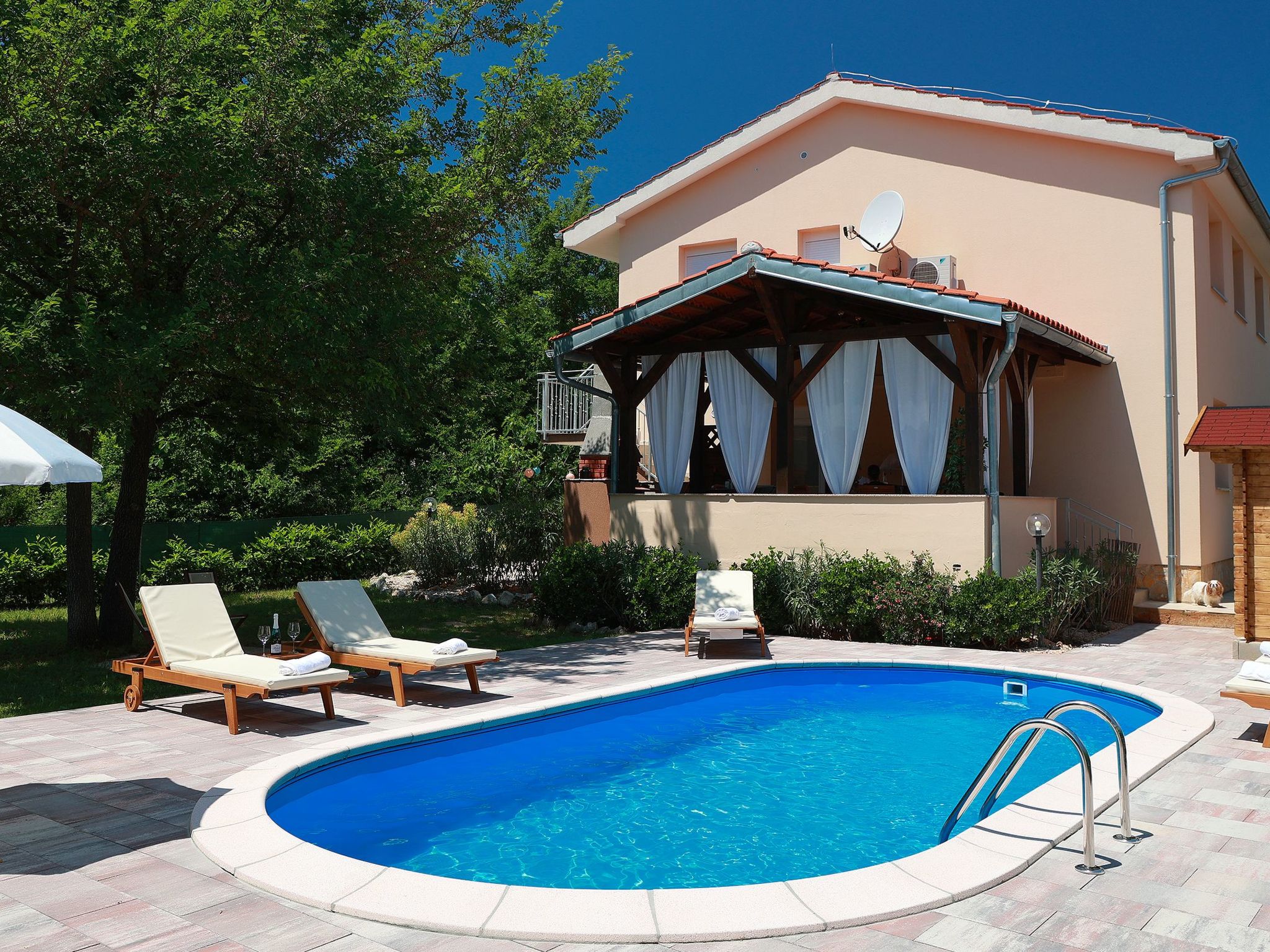 Wohnung in Šilo mit privatem Parkplatz-Image-tags.info