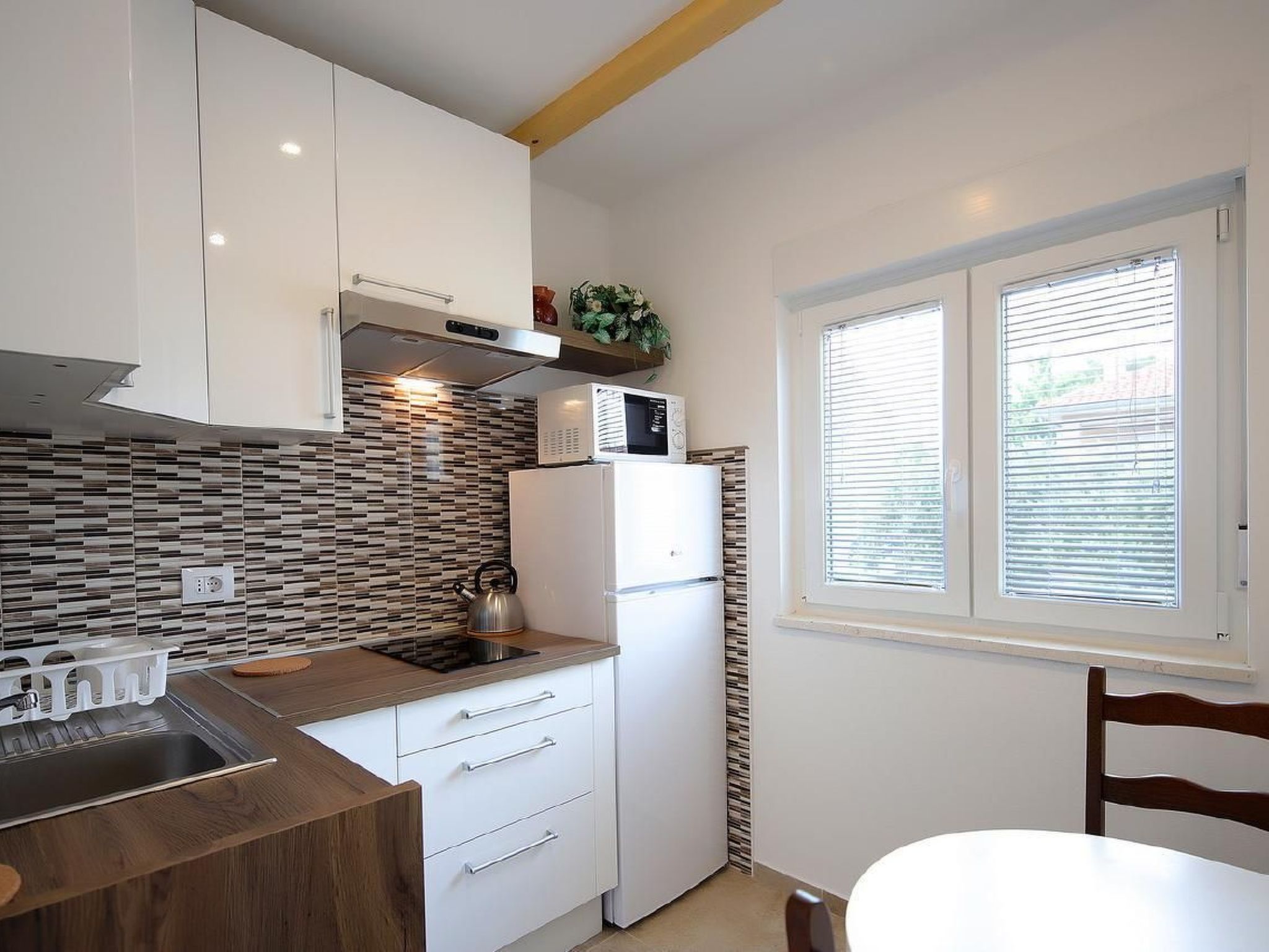 Wohnung in Šilo mit privatem Parkplatz-Drinnen