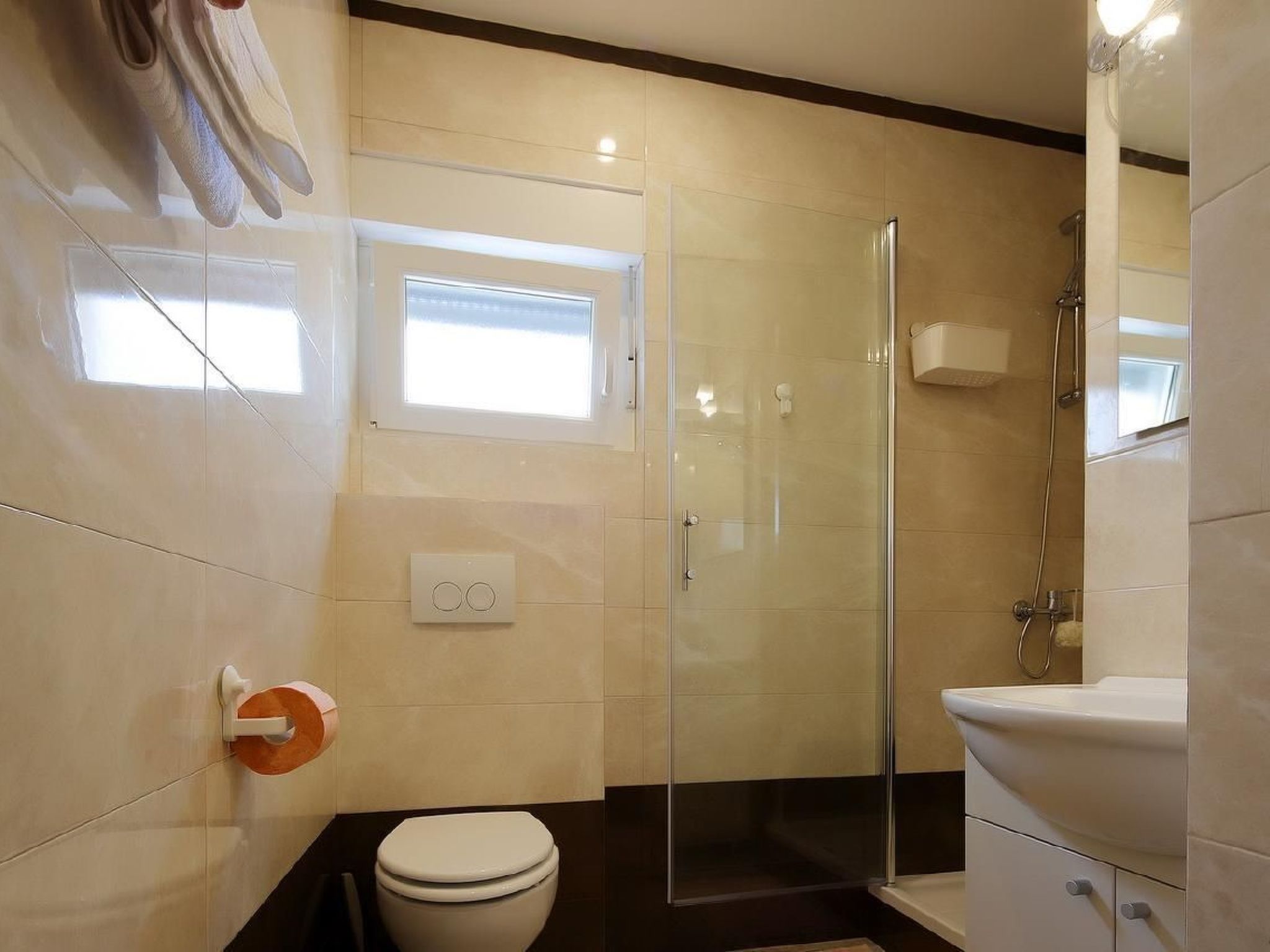 In Šilo mit Gemeinschaftspool-Dedans