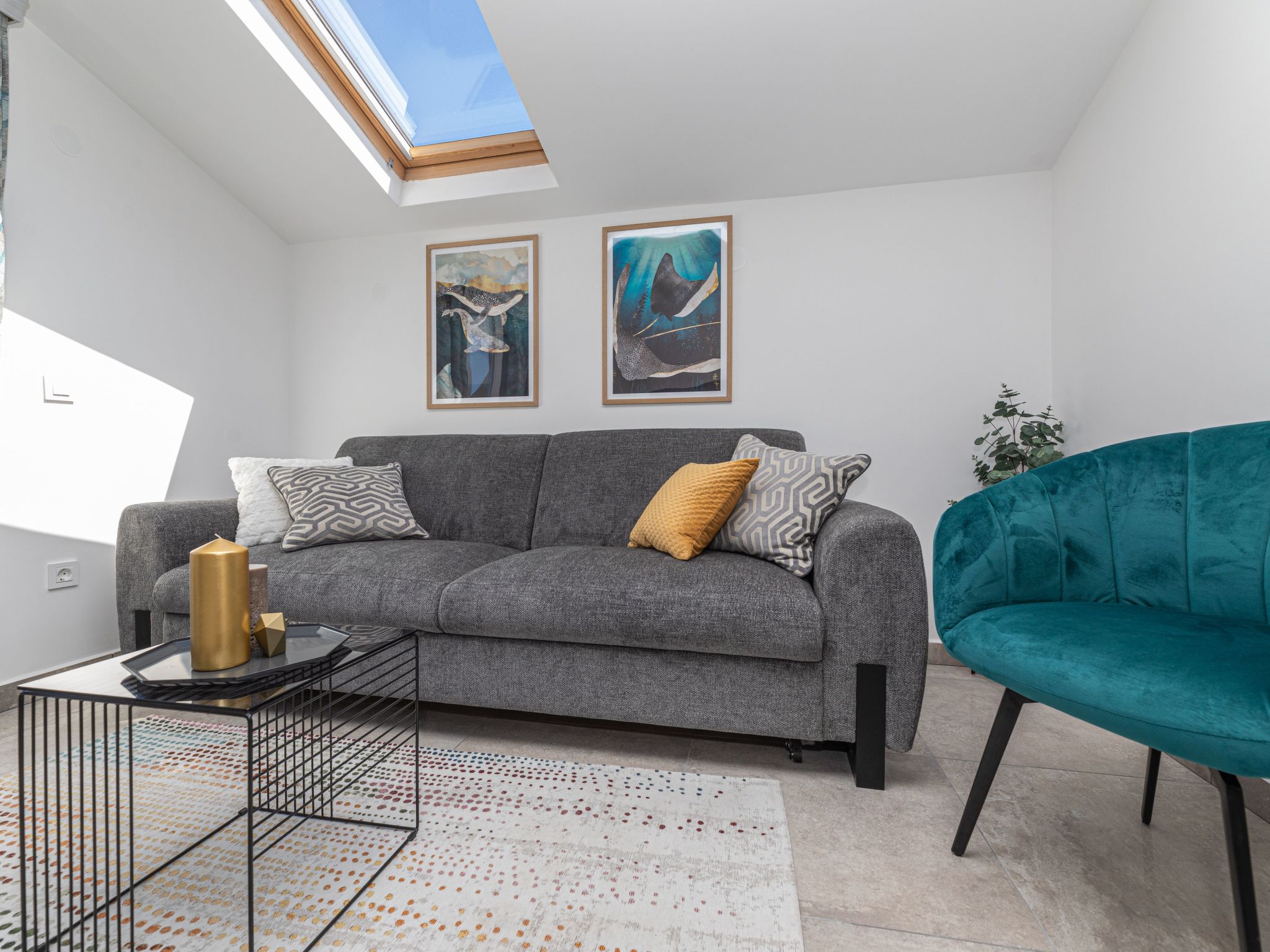 App mit Meerblick und Pool für 2-4 Personen-Inside