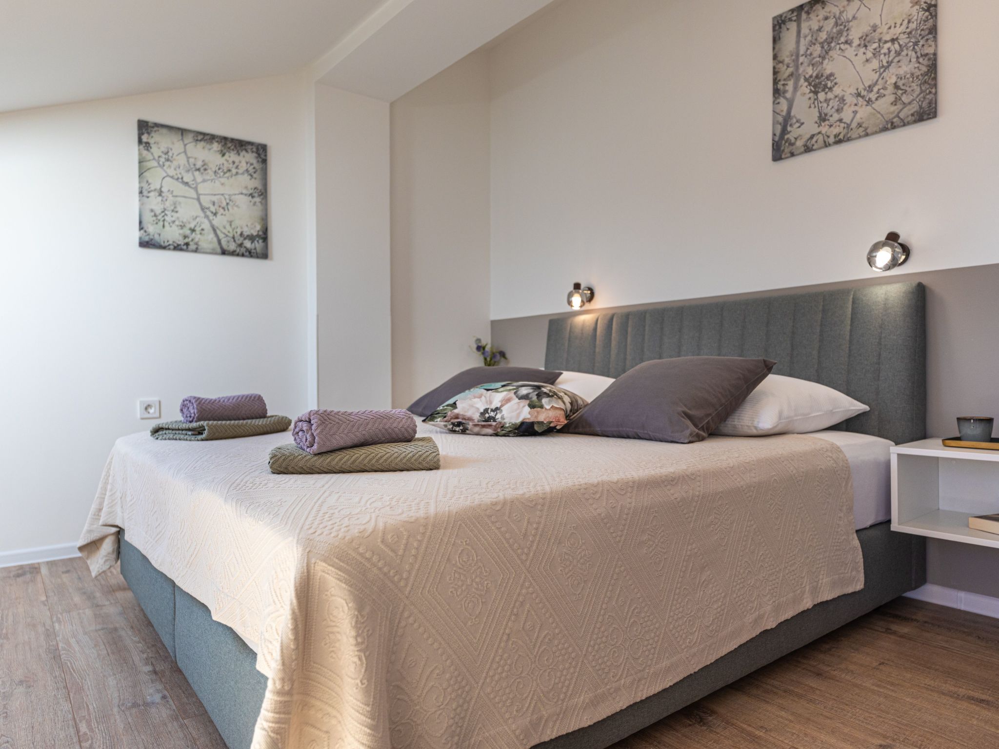 App mit Meerblick und Pool für 2-4 Personen-Inside