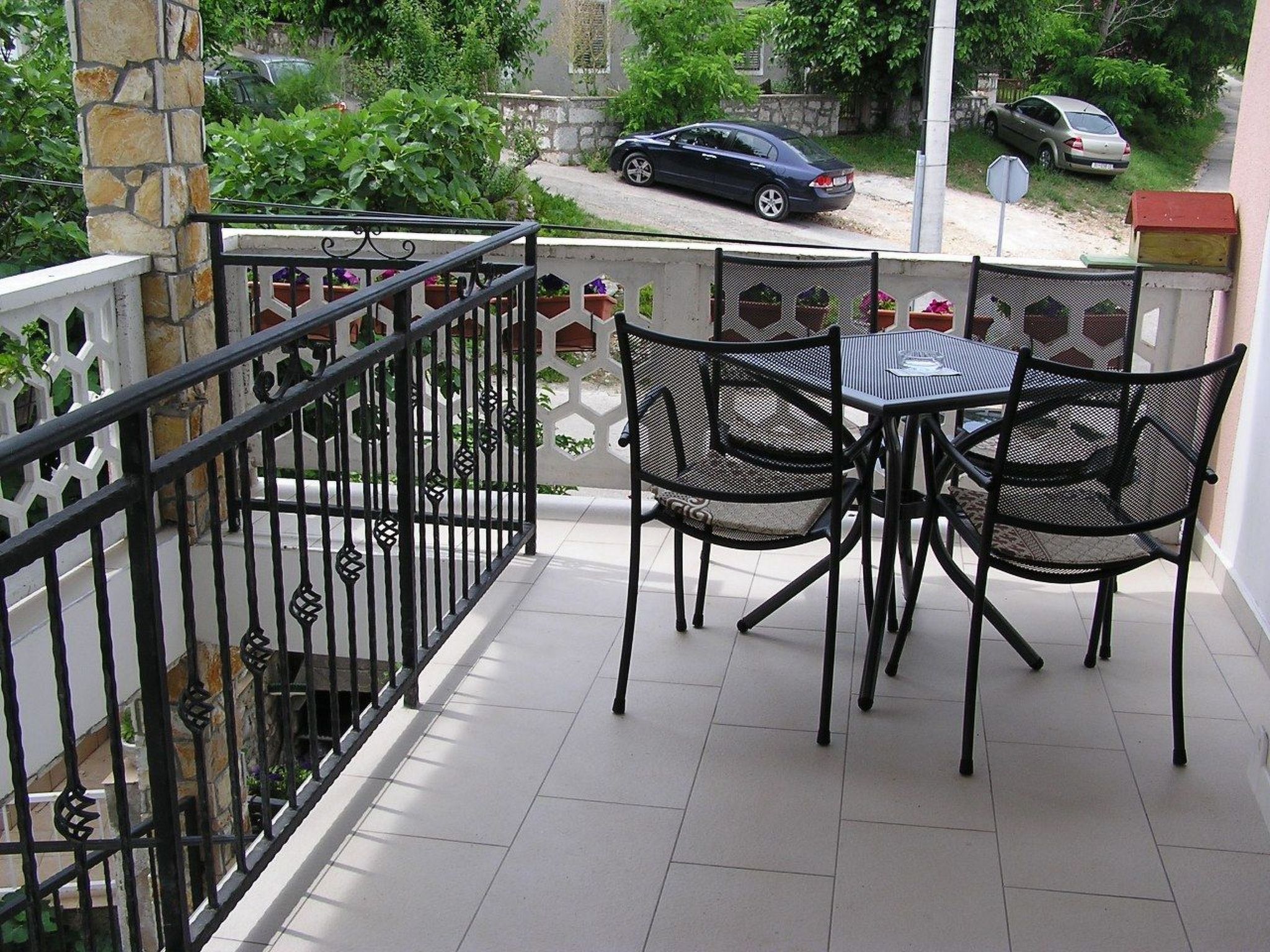 Photo of für 2 Personen  + 1 Kind ca. 30 m&sup2; in Šilo, Adriaküste Kroatien (Kroatisch