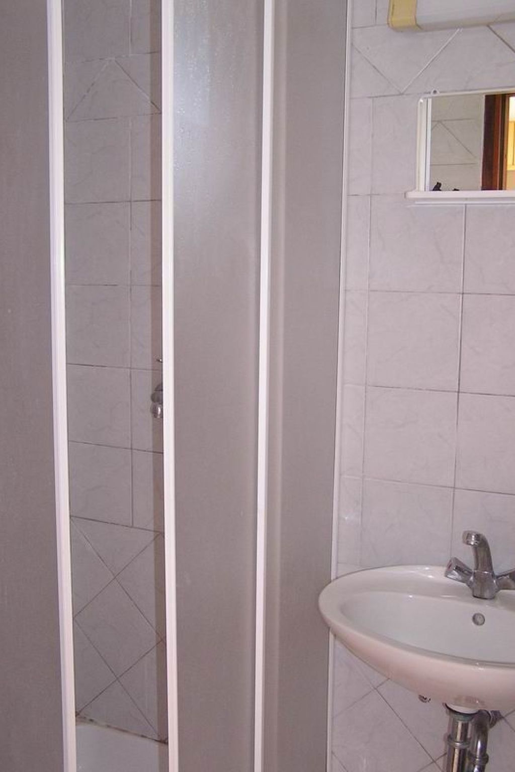 Photo of für 2 Personen  + 1 Kind ca. 30 m&sup2; in Šilo, Adriaküste Kroatien (Kroatisch