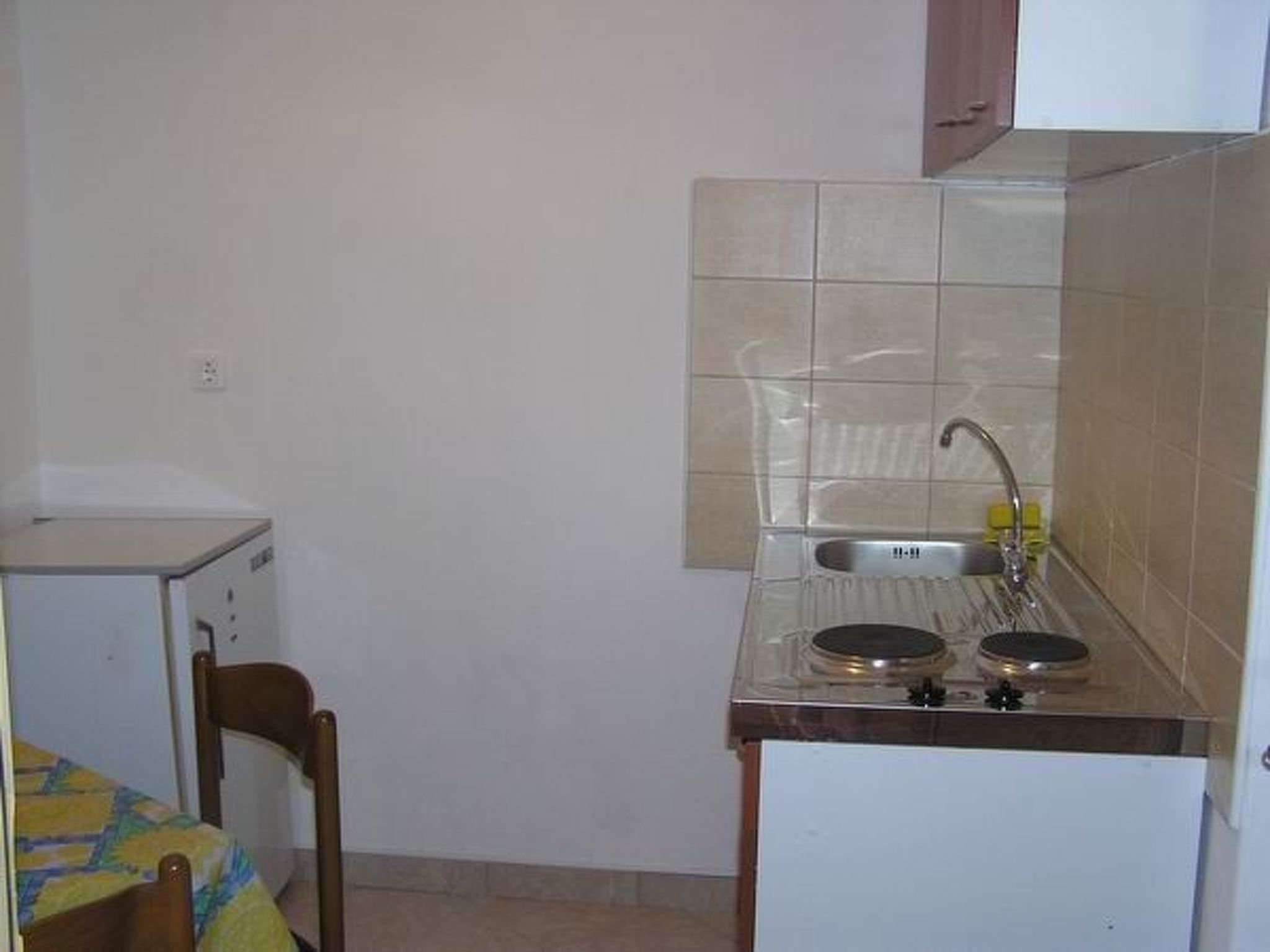 Photo of für 2 Personen  + 1 Kind ca. 30 m&sup2; in Šilo, Adriaküste Kroatien (Kroatisch