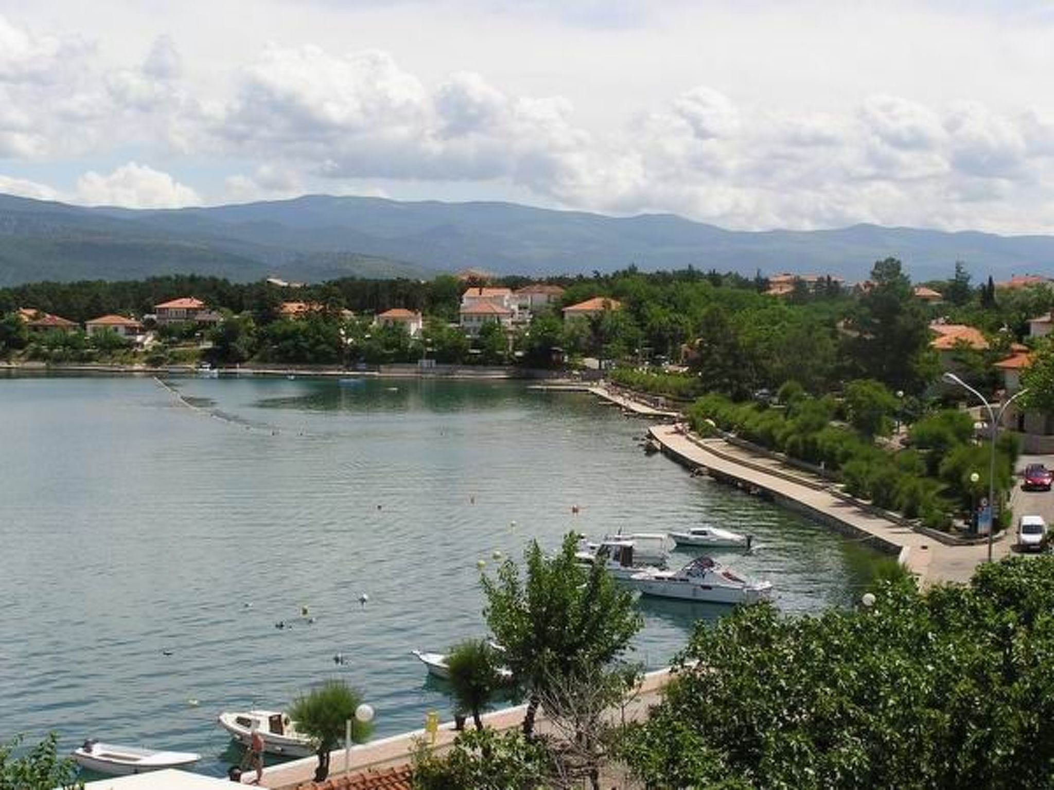 Photo of für 2 Personen  + 1 Kind ca. 30 m&sup2; in Šilo, Adriaküste Kroatien (Kroatisch