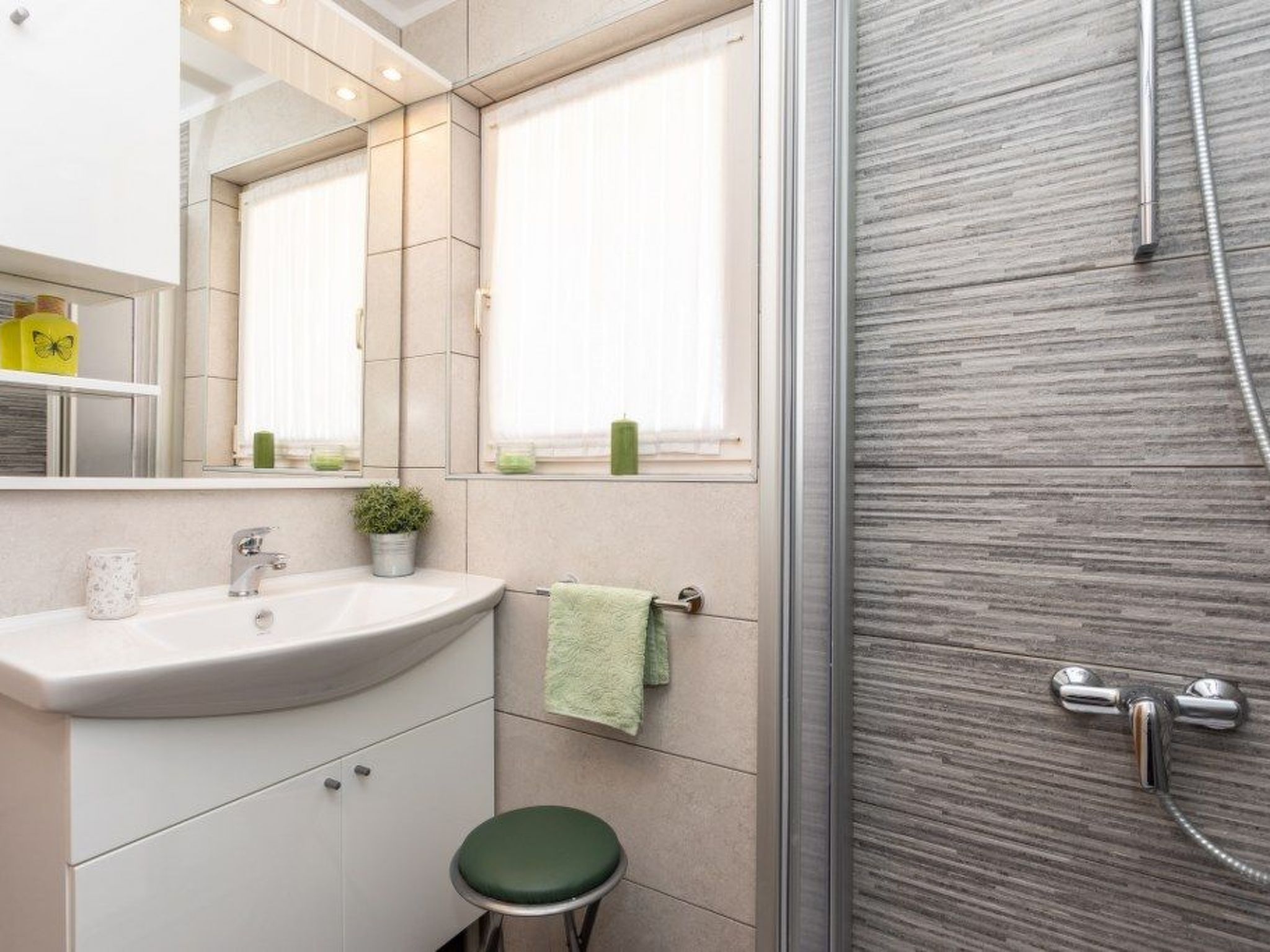 Gemütliche Ferienwohnung Tina 4-Dedans