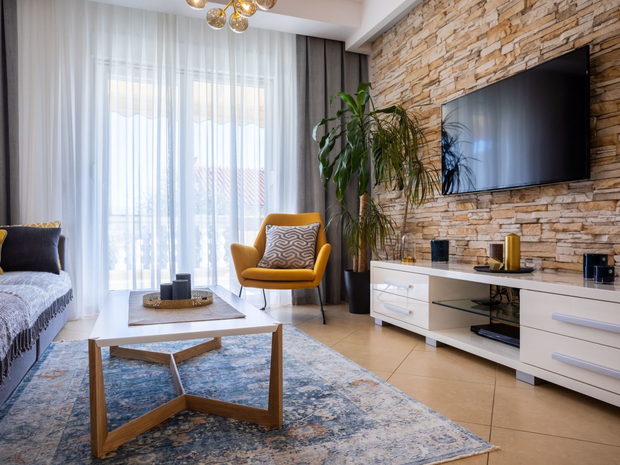 Ruhige Ferienwohnung Tina 8-Dedans