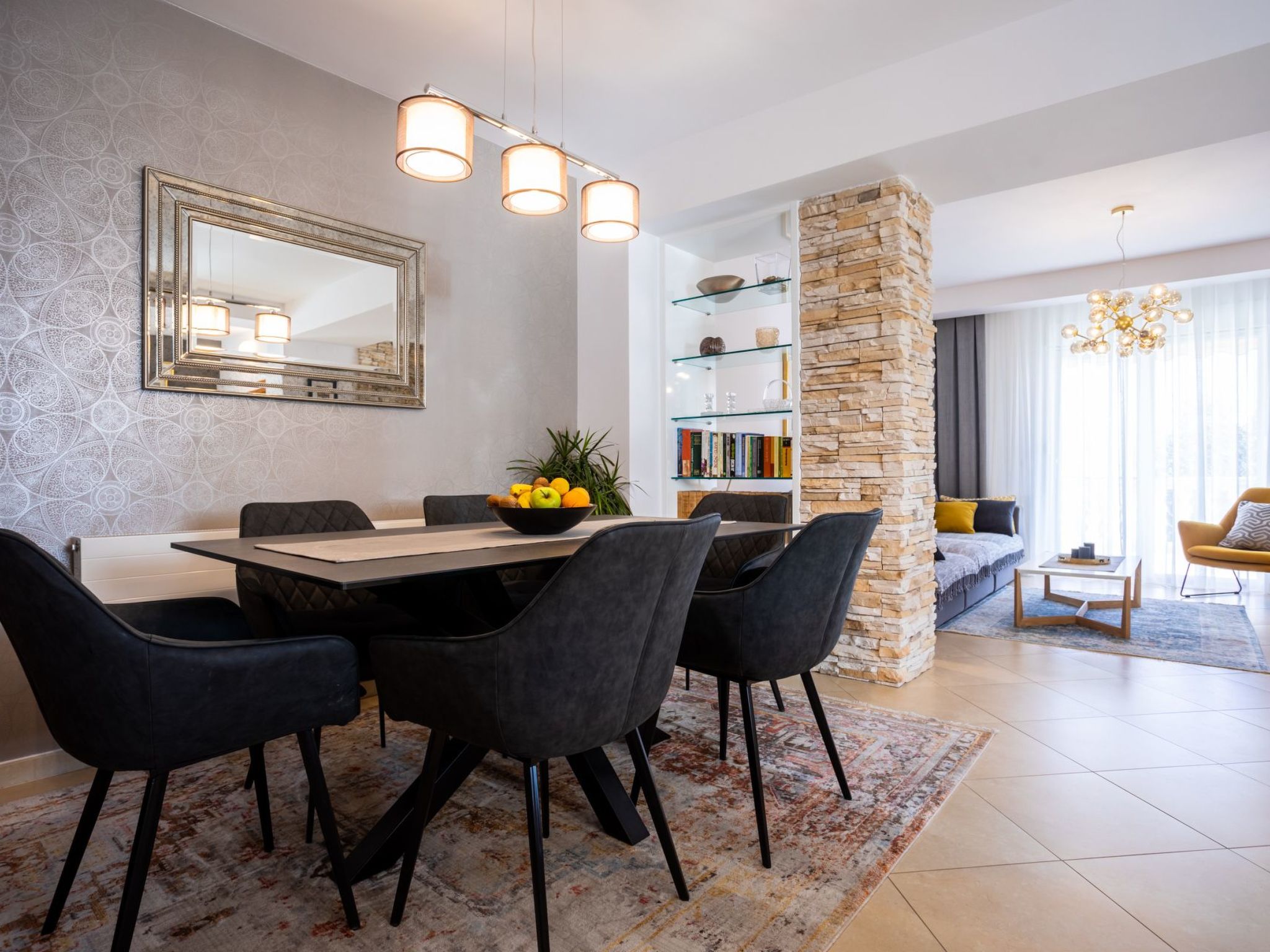 Ruhige Ferienwohnung Tina 8-Dedans