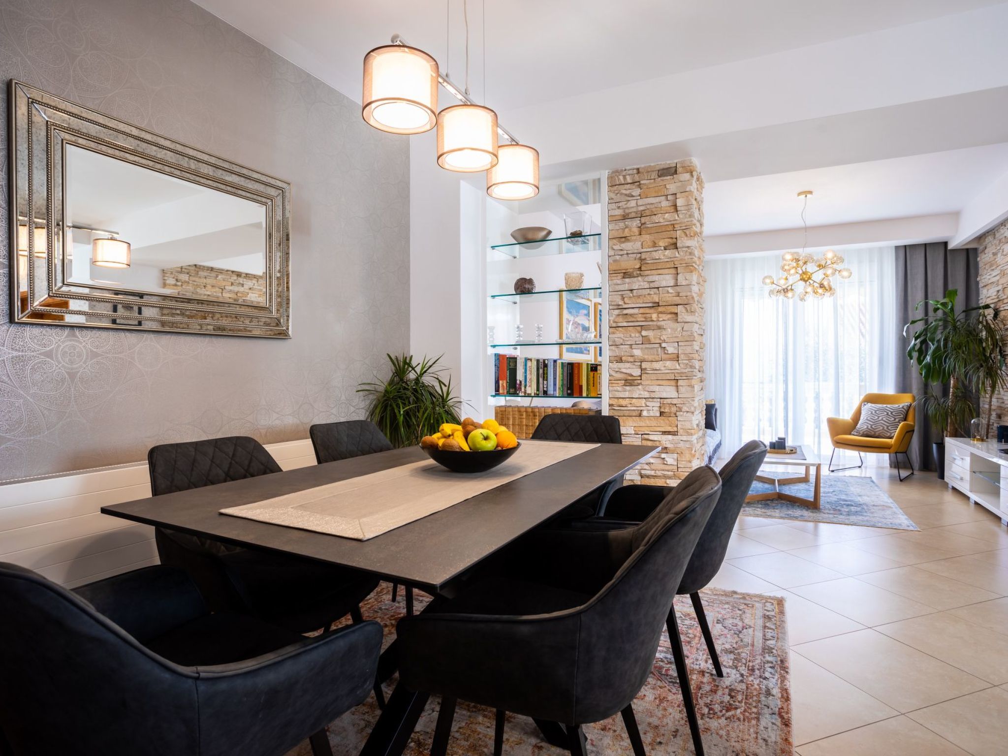 Ruhige Ferienwohnung Tina 8-Dedans