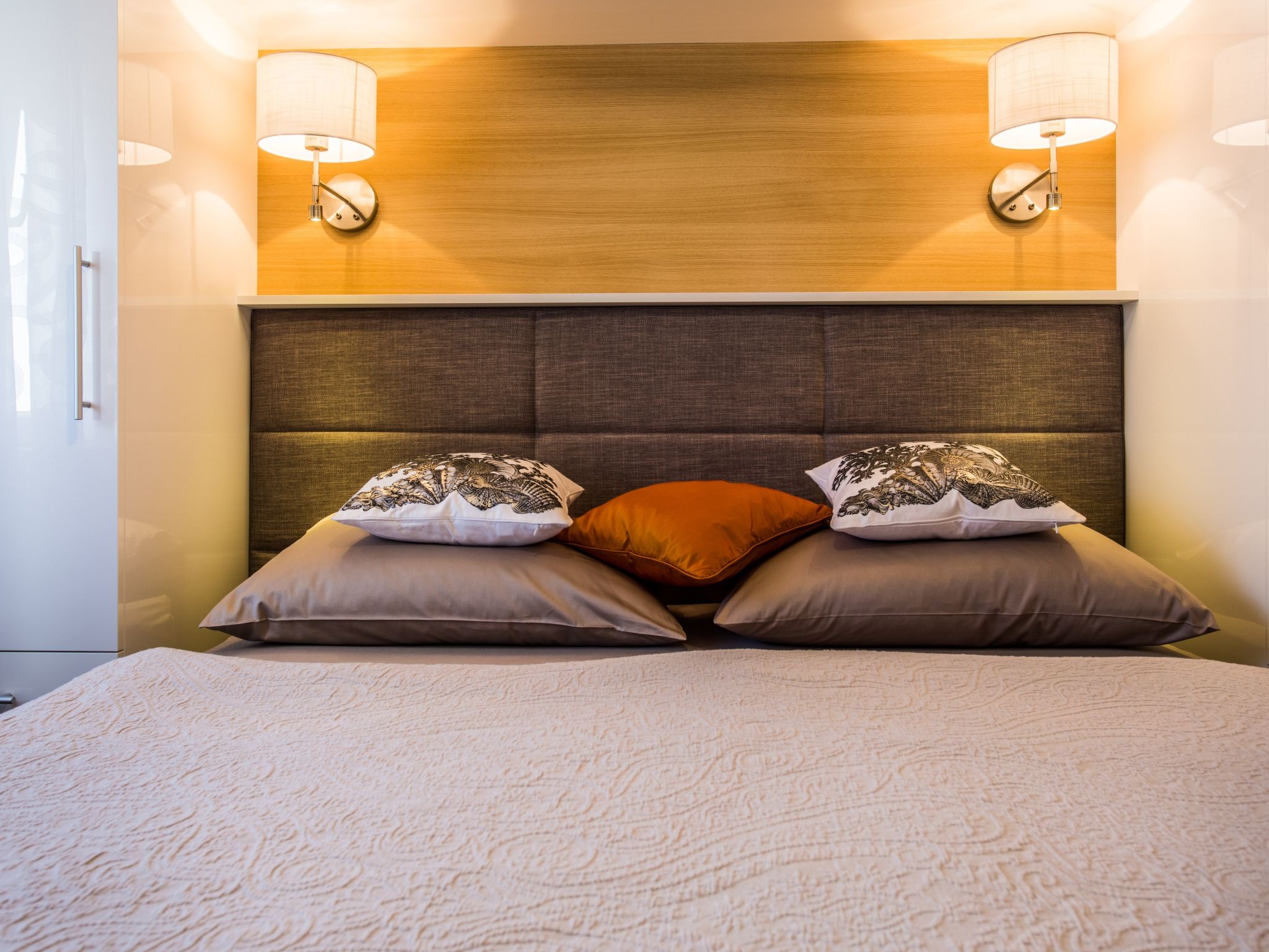 Ruhige Ferienwohnung Tina 8-Dedans