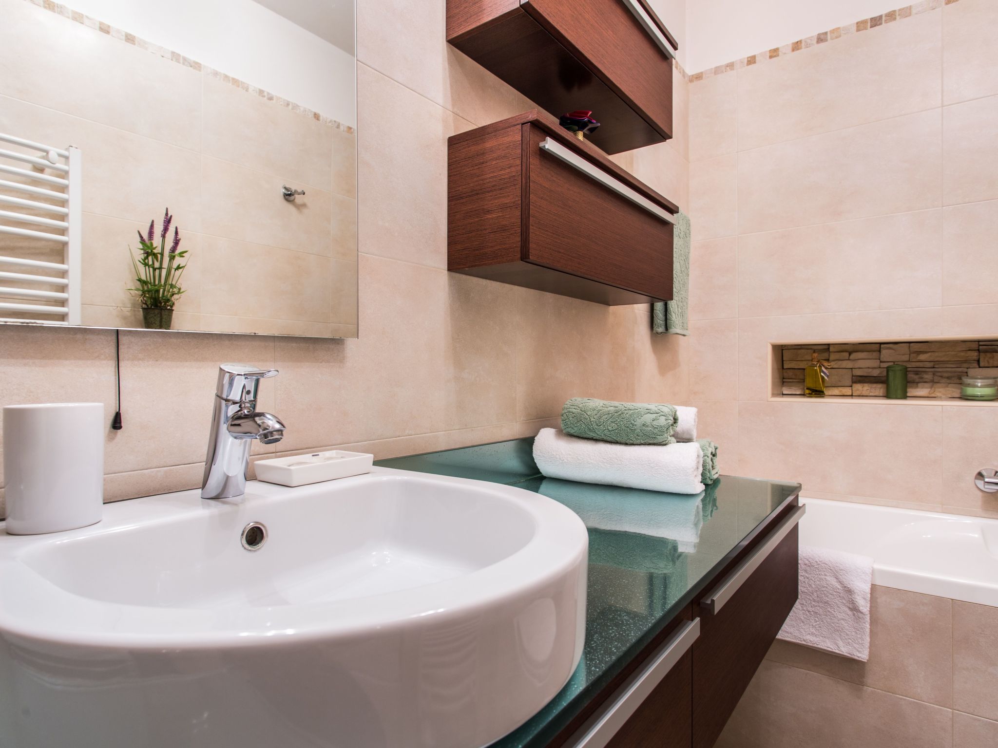 Ruhige Ferienwohnung Tina 8-Dedans