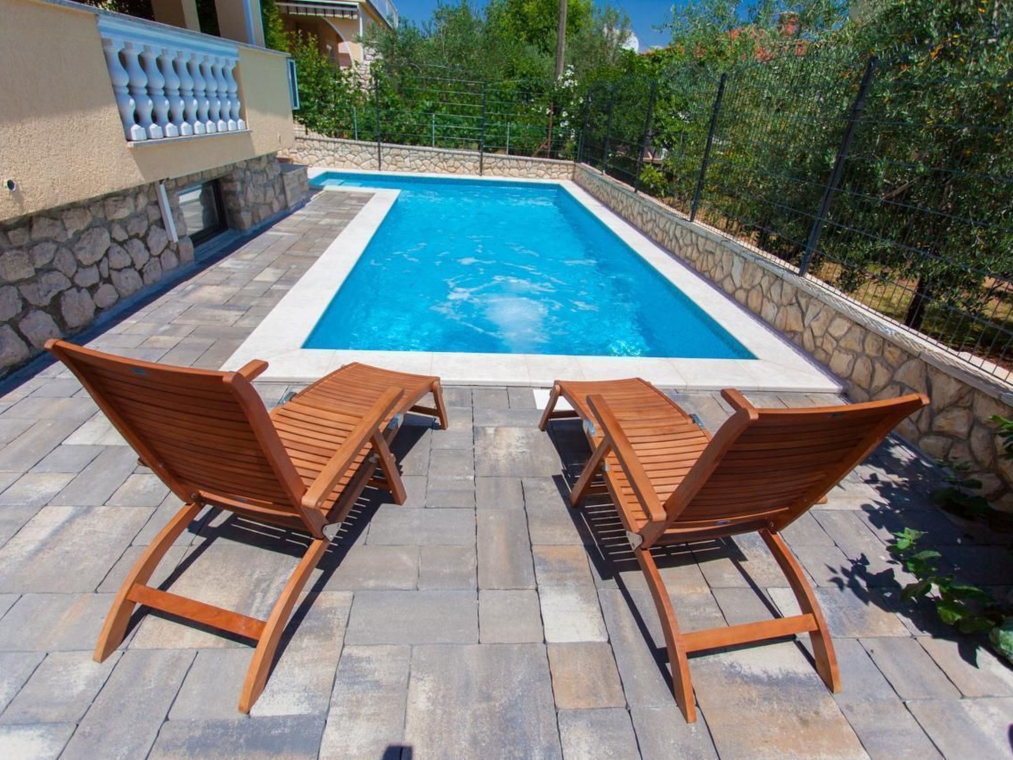 Ruhige Ferienwohnung Tina 8-Dedans