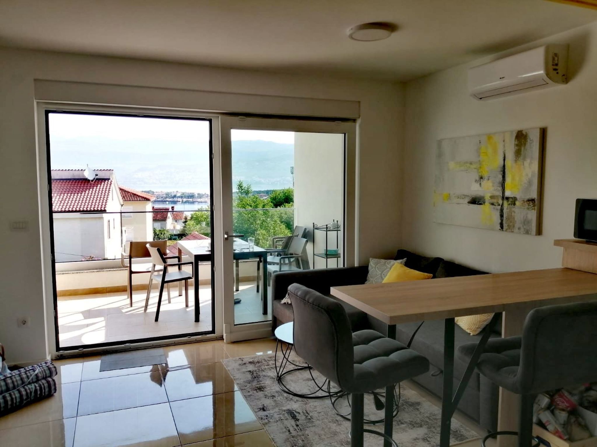 Für 5 Personen ca. 68 m&sup2; in Šilo, Adriaküste Kroatien (Kroatische Inseln)-Binnen