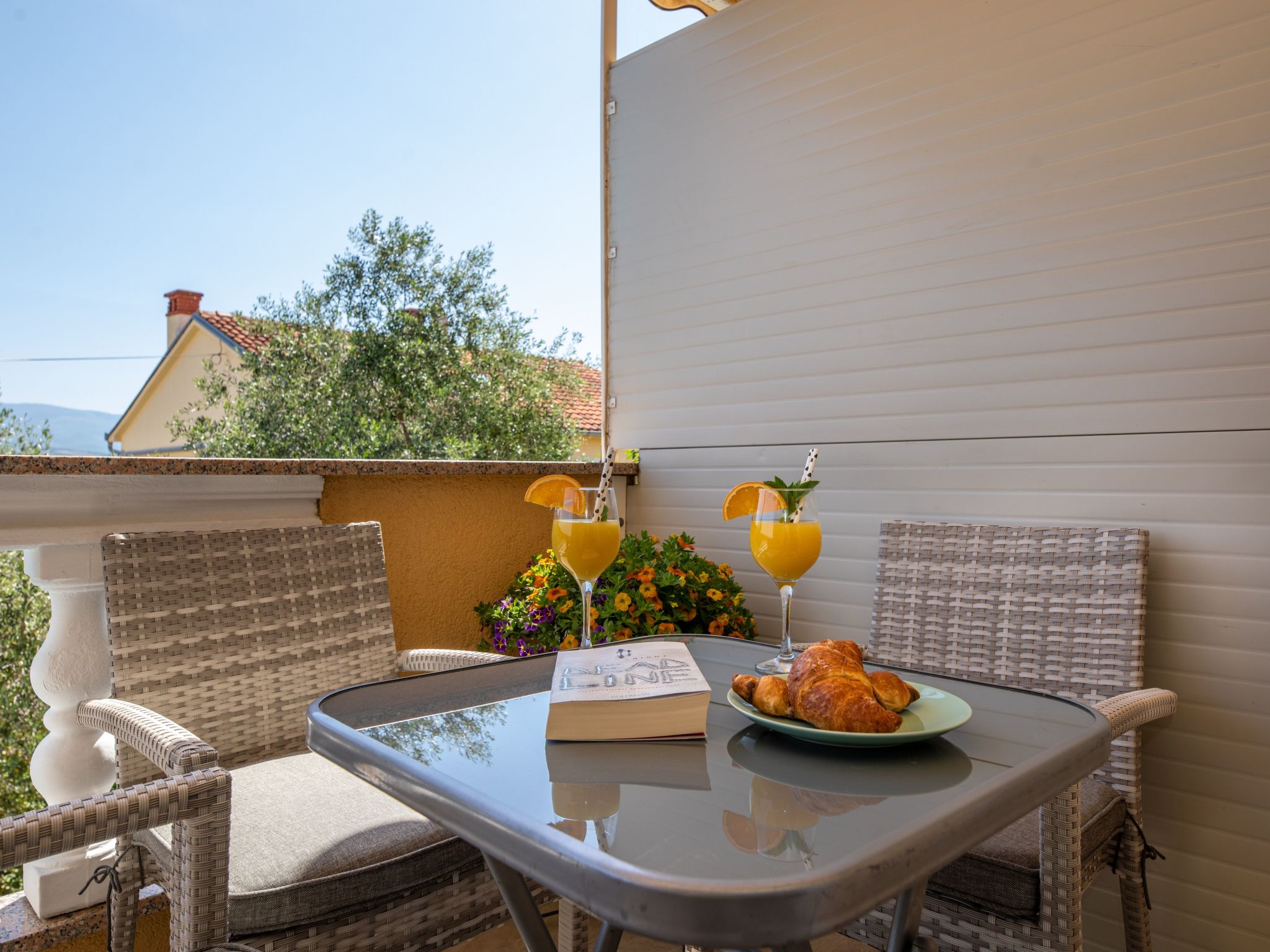 Für 2 Personen  + 1 Kind ca. 40 m&sup2; in Šilo, Adriaküste Kroatien (Kroatisch-Inside