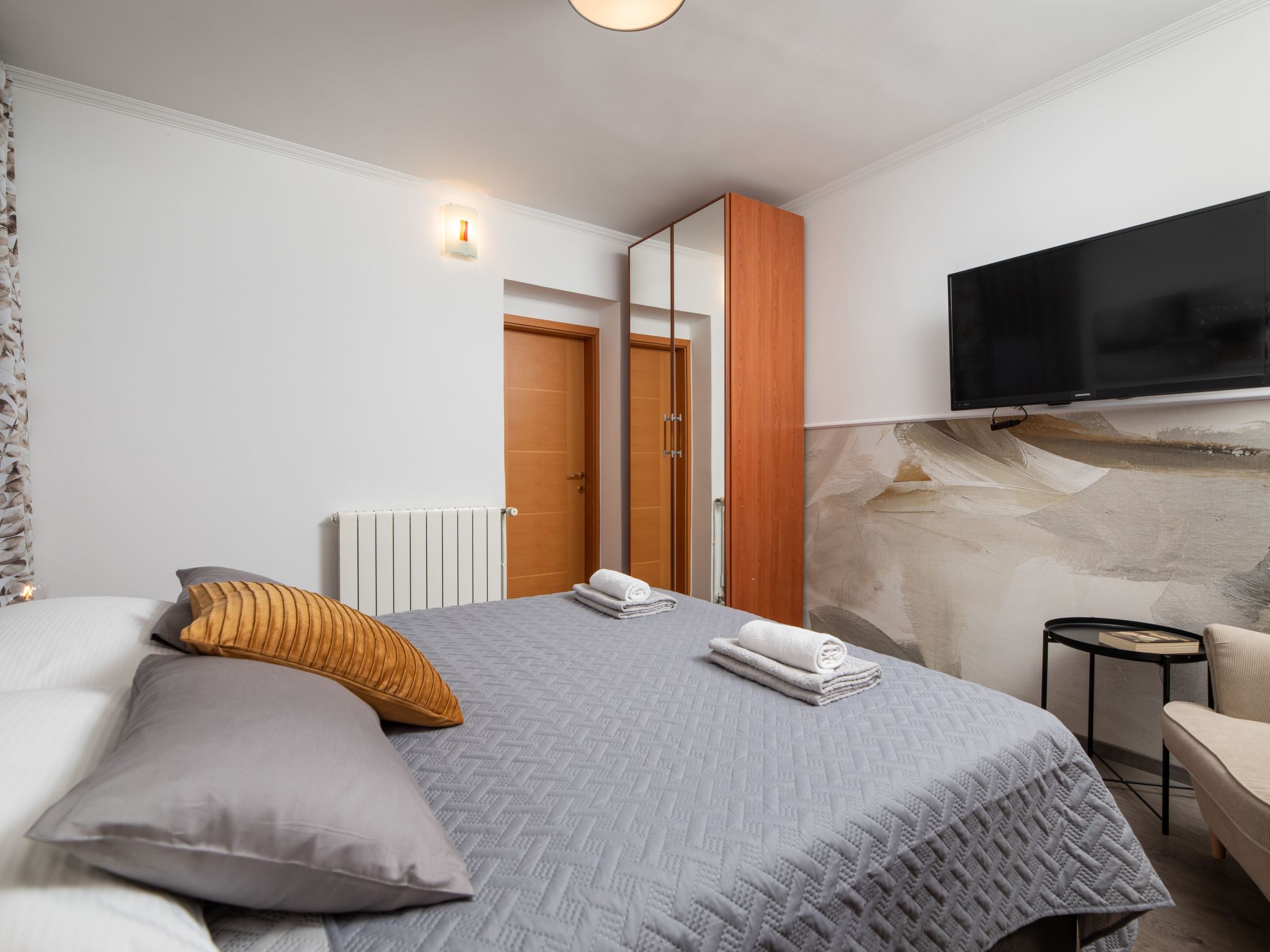 Photo of für 2 Personen  + 1 Kind ca. 40 m&sup2; in Šilo, Adriaküste Kroatien (Kroatisch