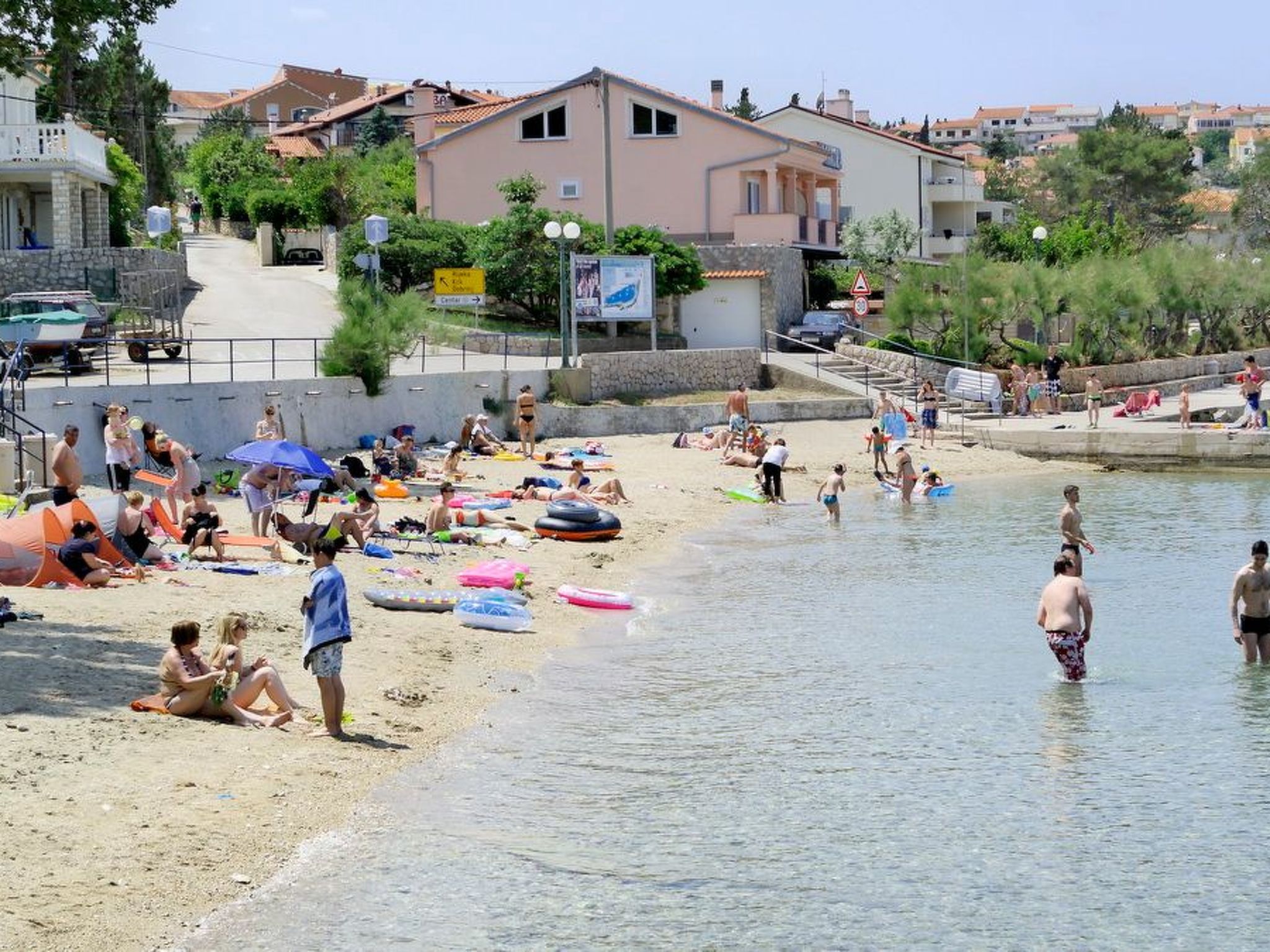 In Šilo mit Privatem Pool-Dehors