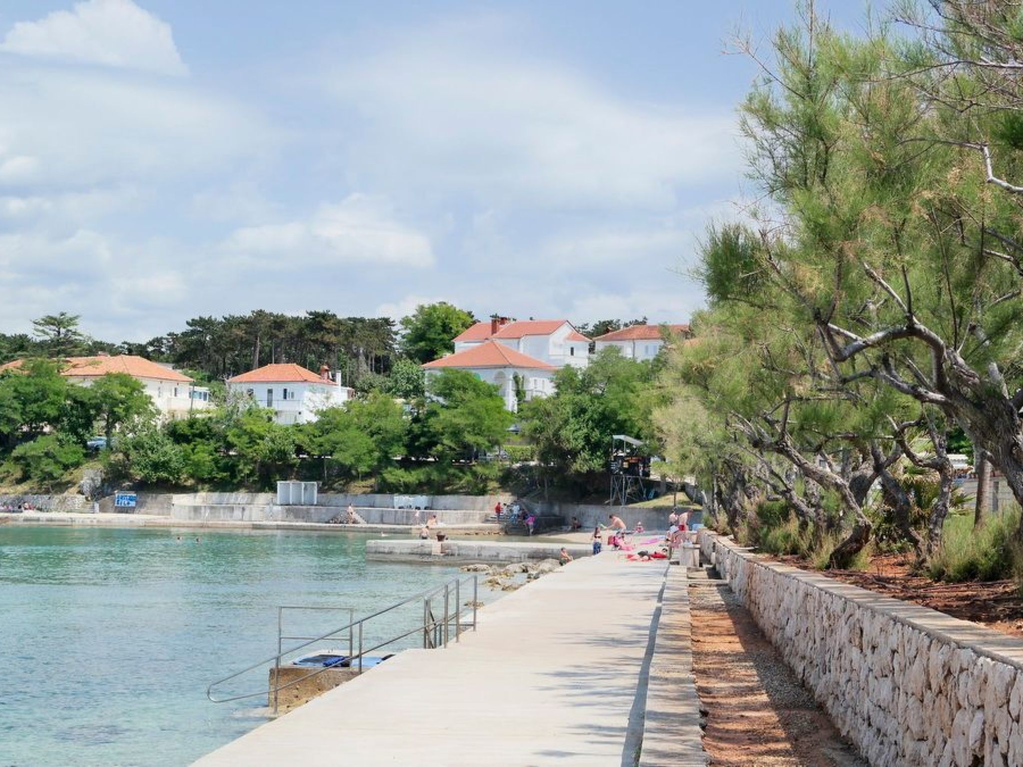 In Šilo mit Privatem Pool-Dehors