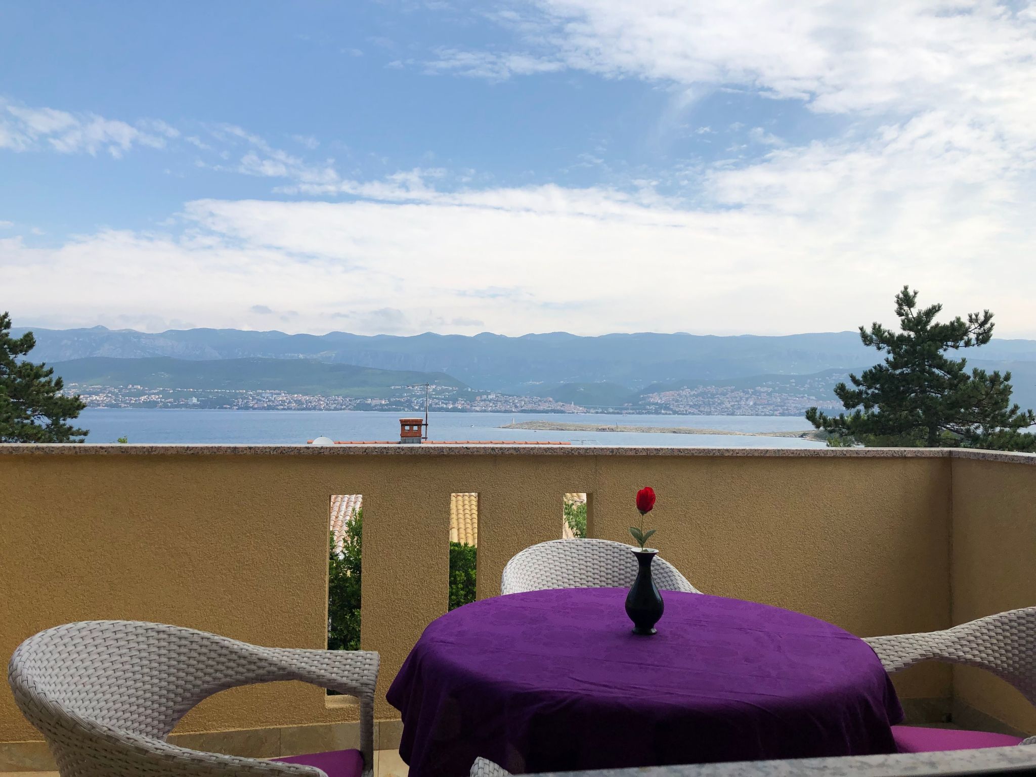 mit grünem Garten und Meerblick Villa in Krk Island