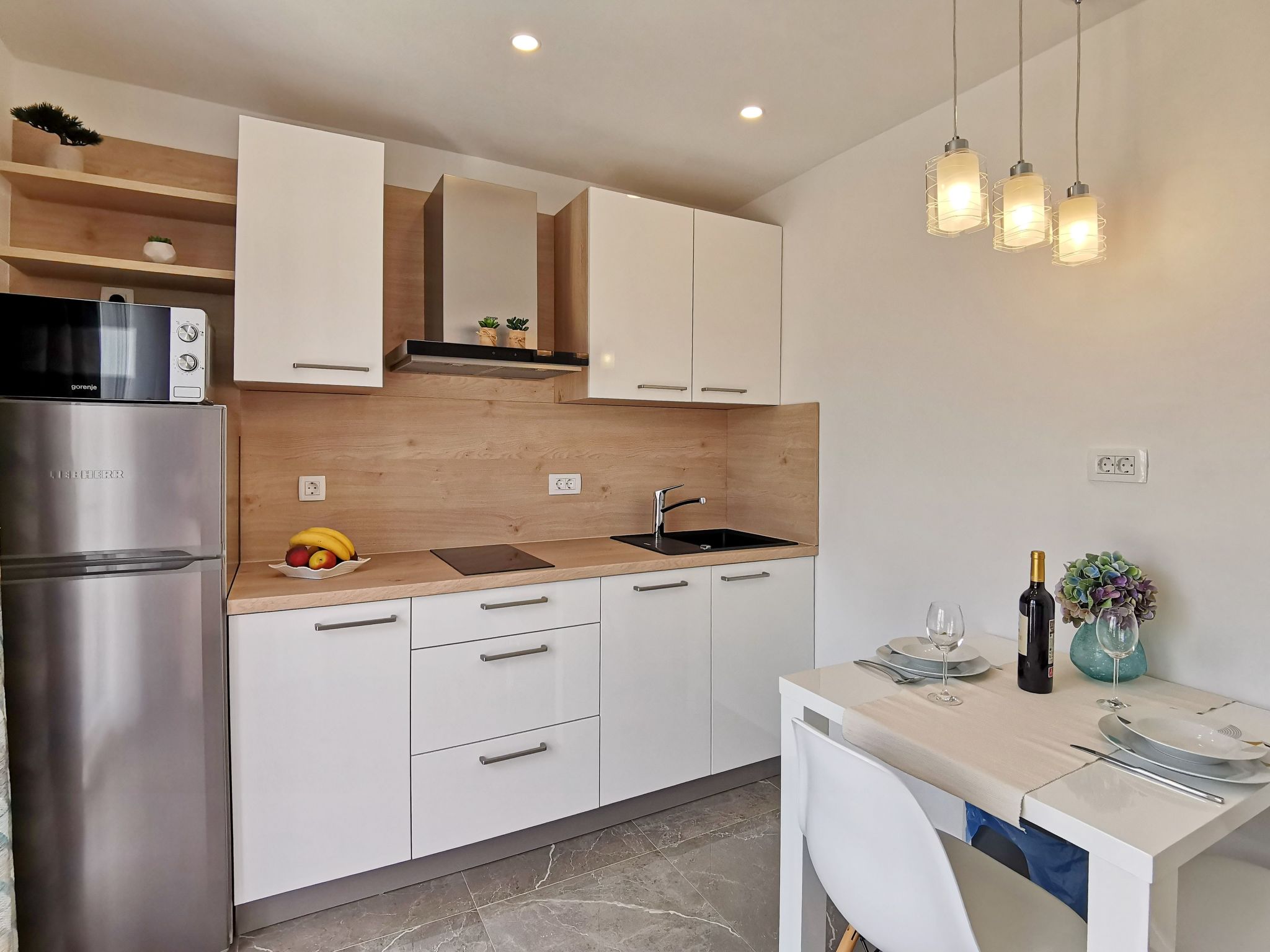 Studio Apartment More-Binnen