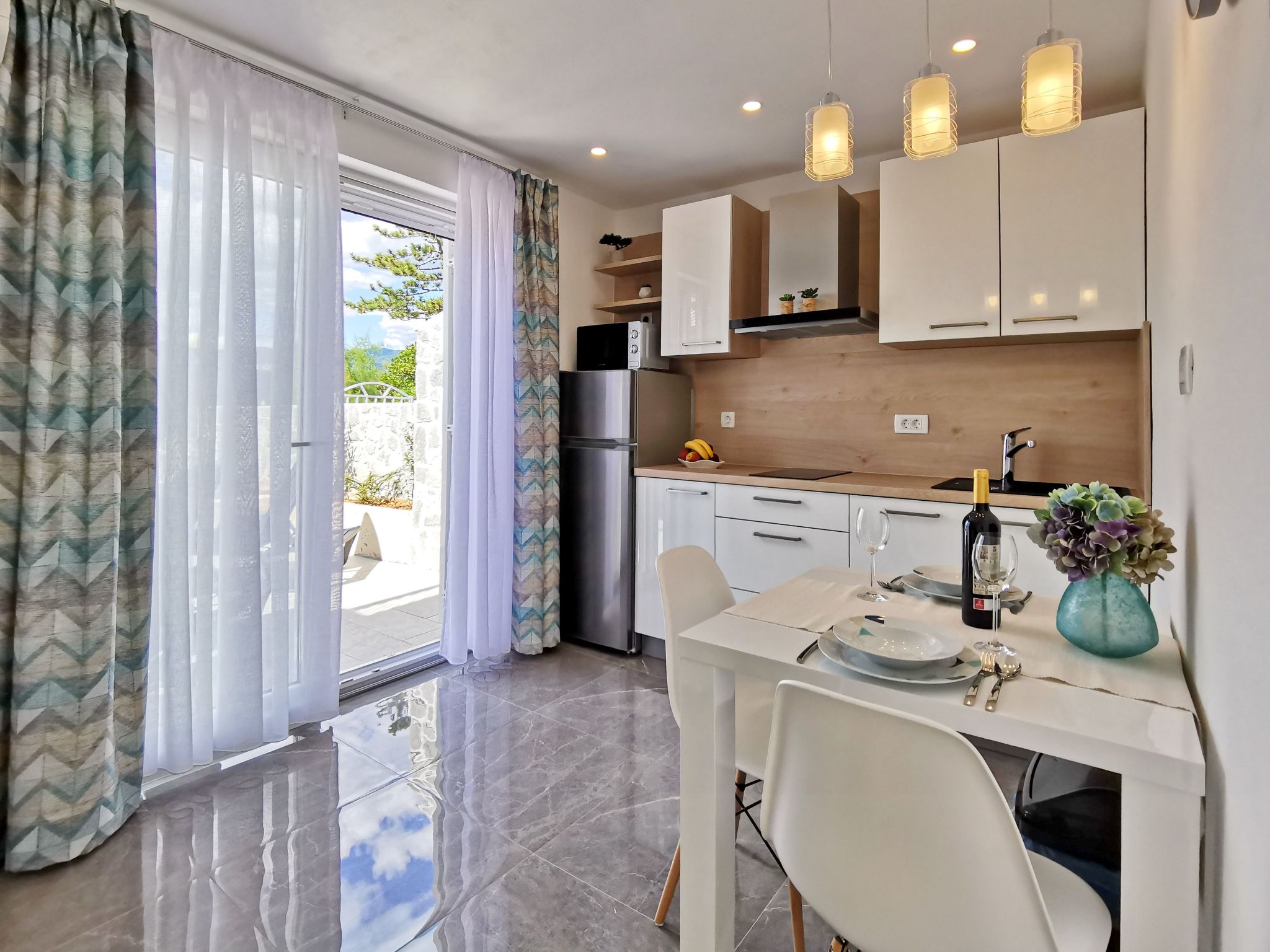 Studio Apartment More-Binnen