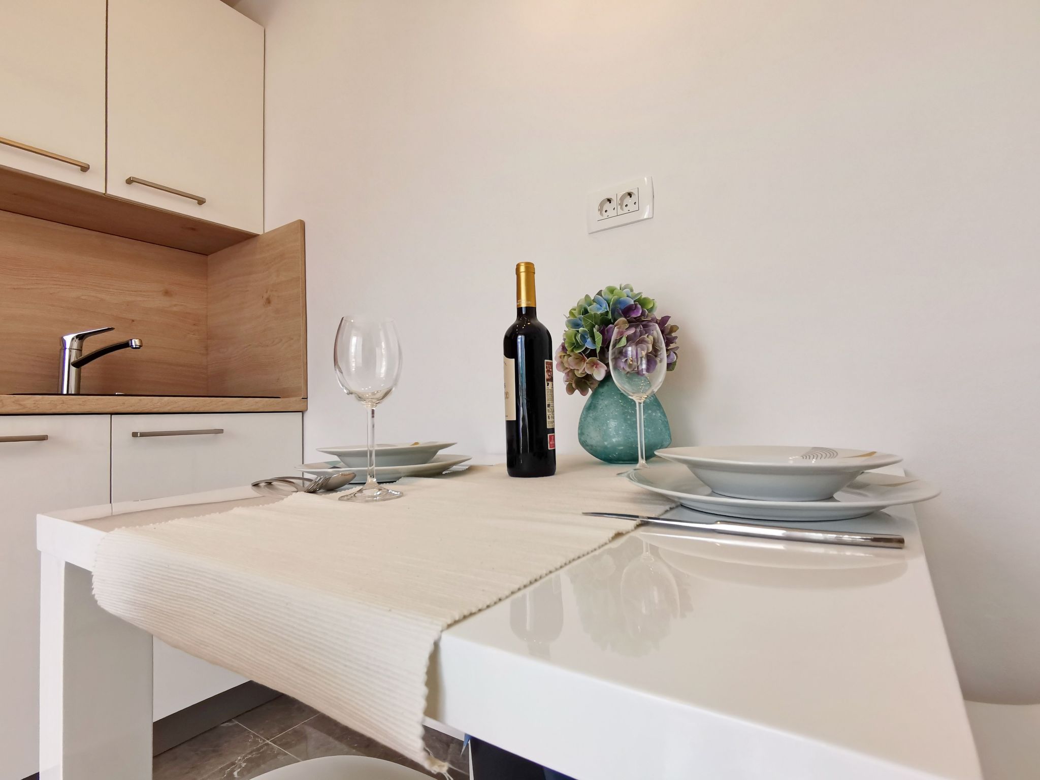 Studio Apartment More-Binnen