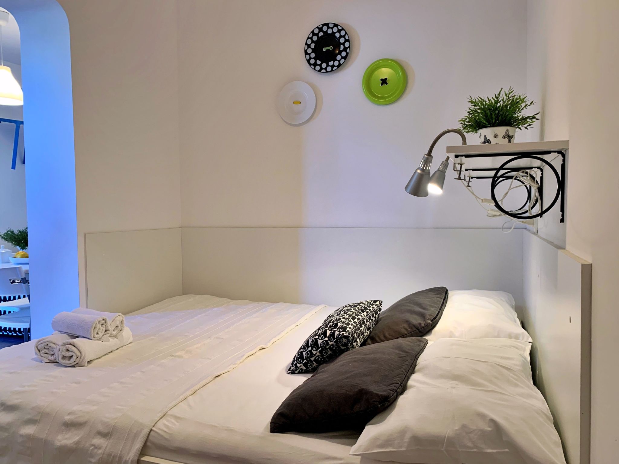 Studio Savic-Image-tags.info