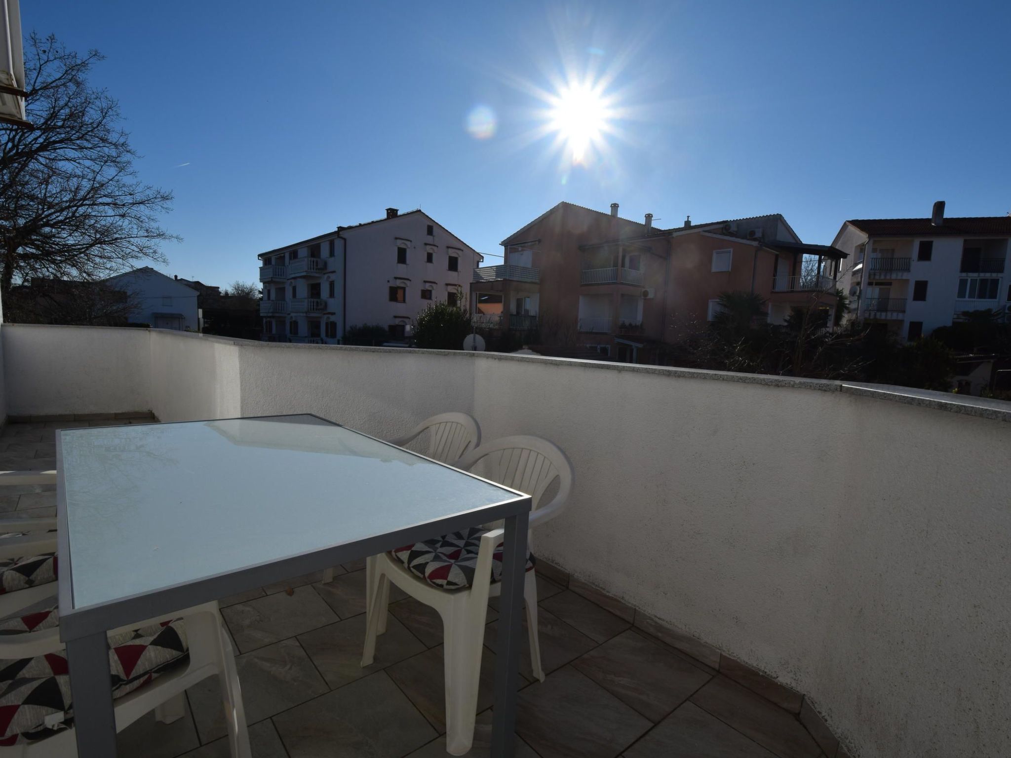 Mikec 2-Image-tags.info