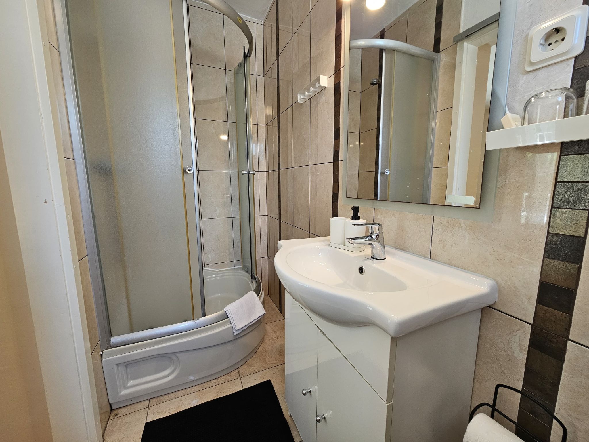 Wohnung "Mirko1" mit gemeinschaftlichem Pool-Image-tags.info