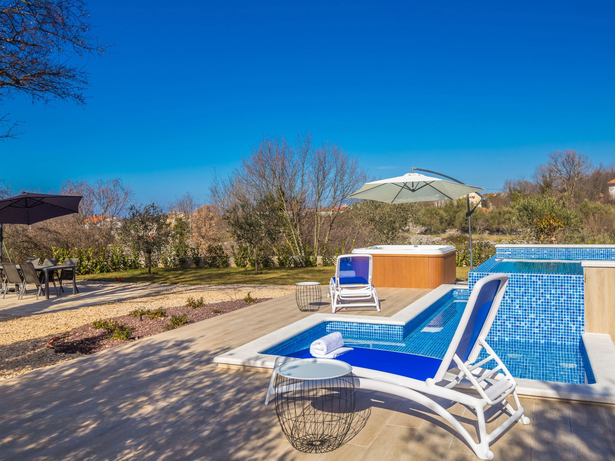 "Villa Roko" mit privatem Pool-Image-tags.info