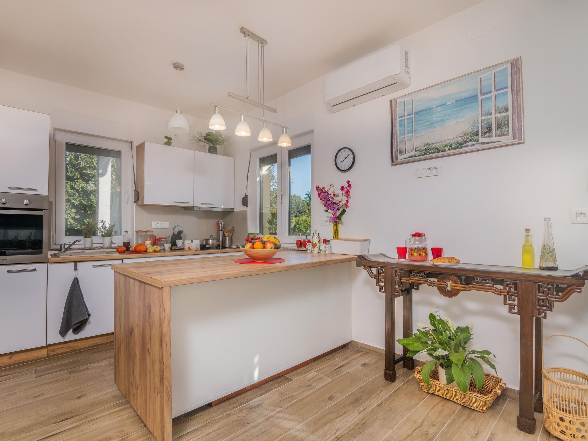 Villa Josie-Image-tags.info