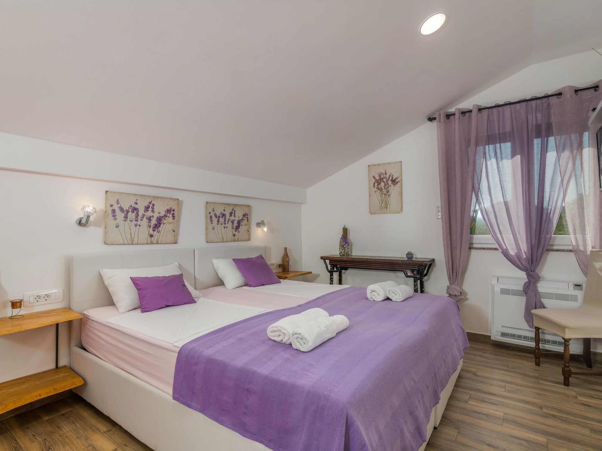 Villa Josie-Image-tags.info