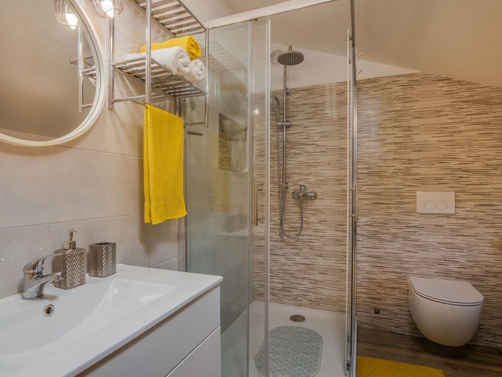 Villa Josie-Image-tags.info