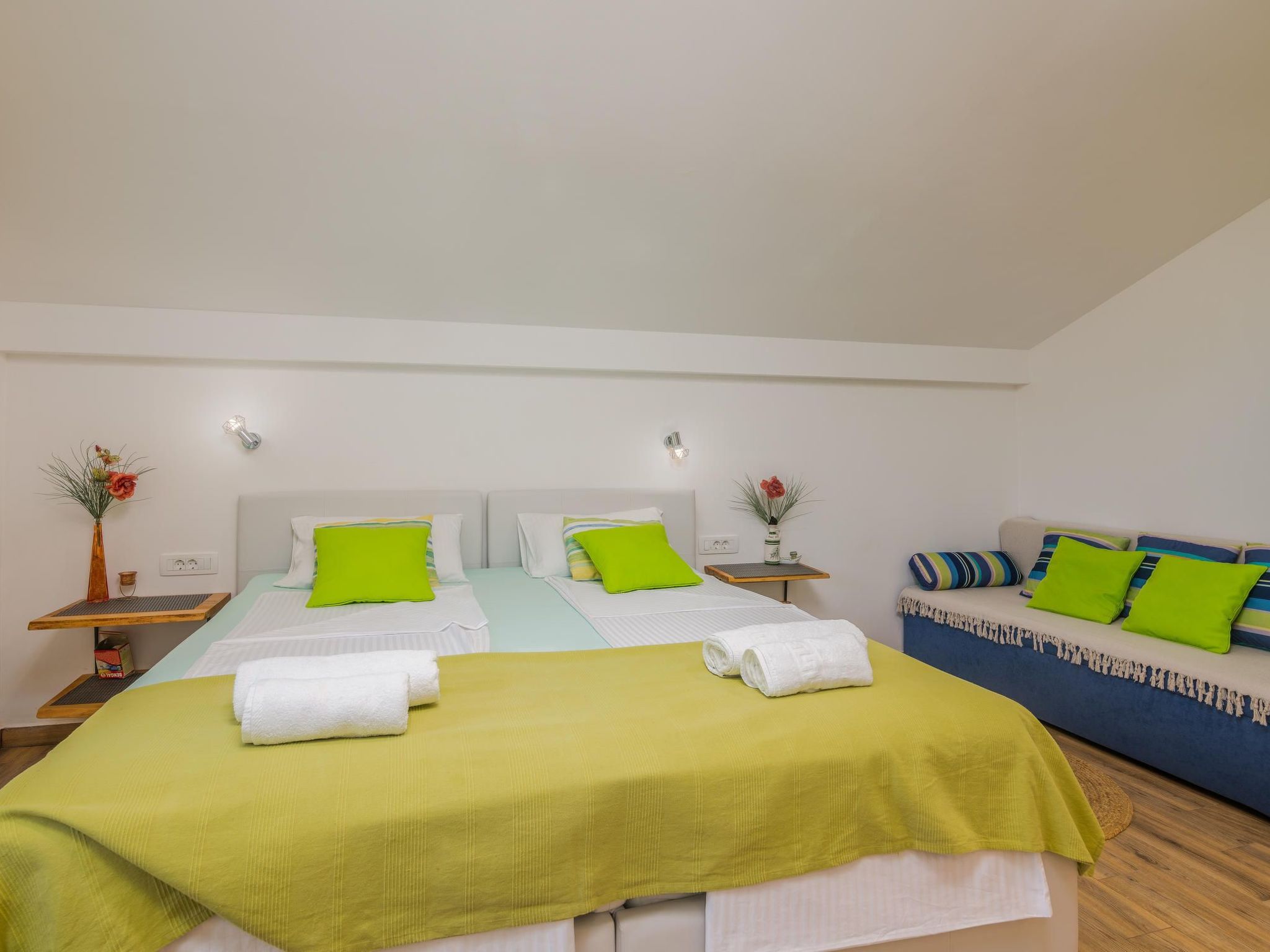 Villa Josie-Image-tags.info