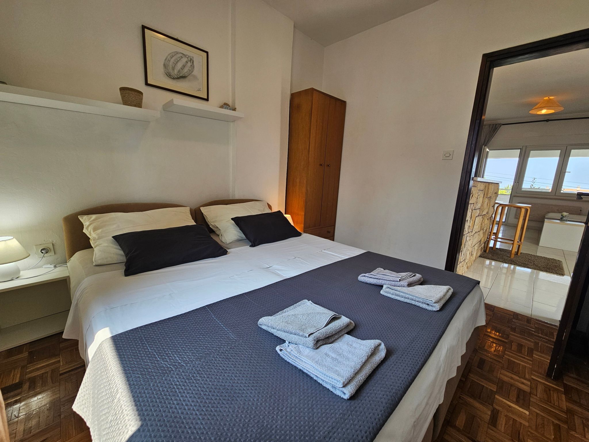 "Buza" mit eigenem Balkon-Image-tags.info