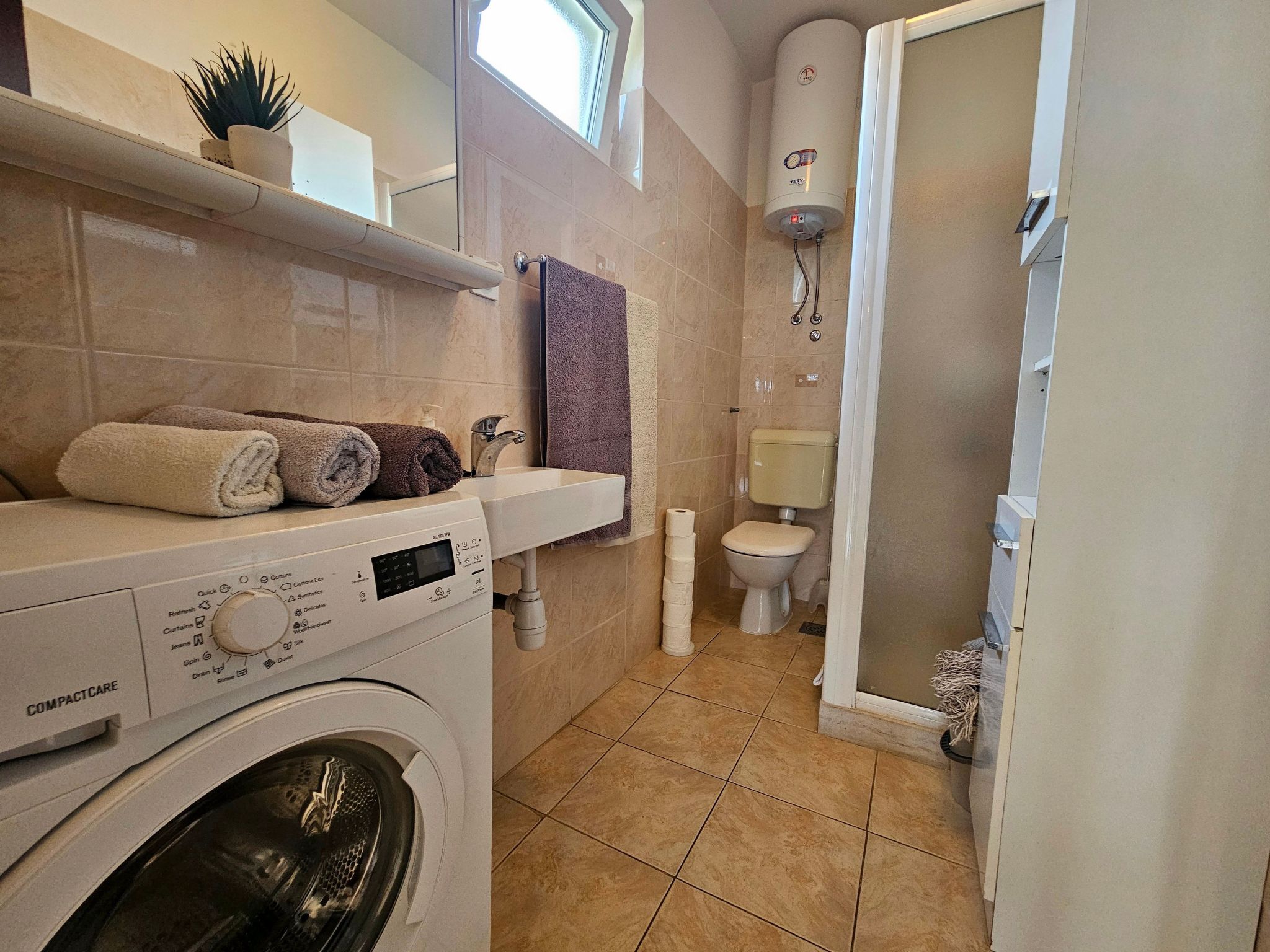 "Buza" mit eigenem Balkon-Image-tags.info