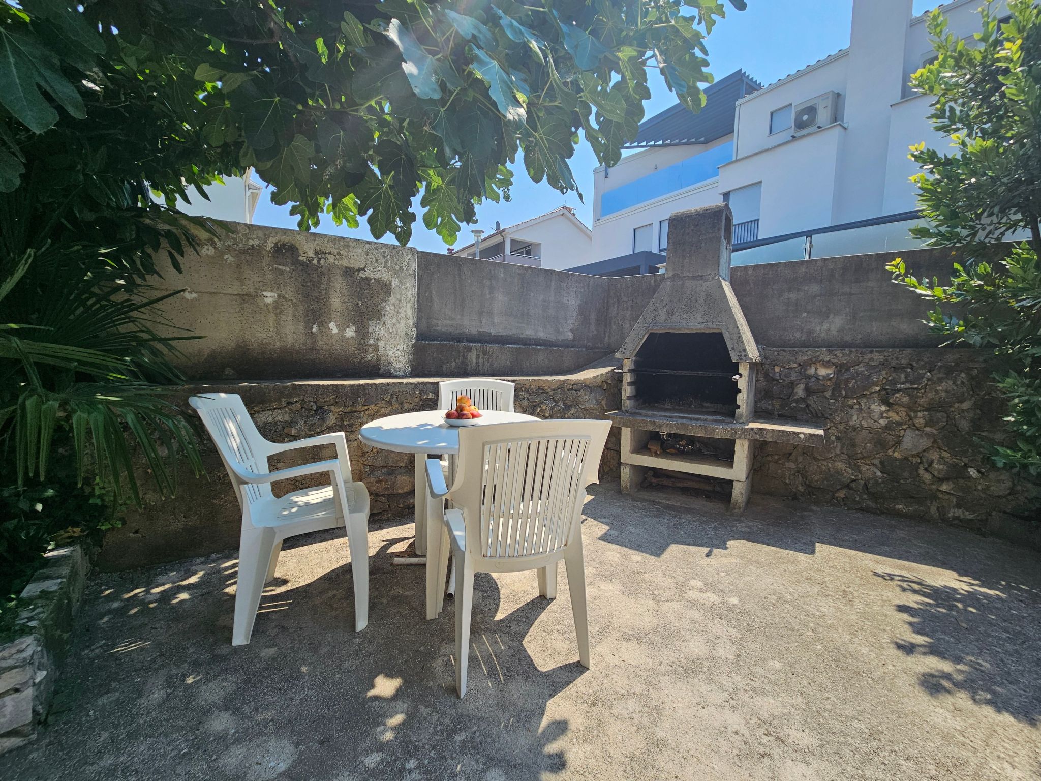 "Buza" mit eigenem Balkon-Image-tags.info