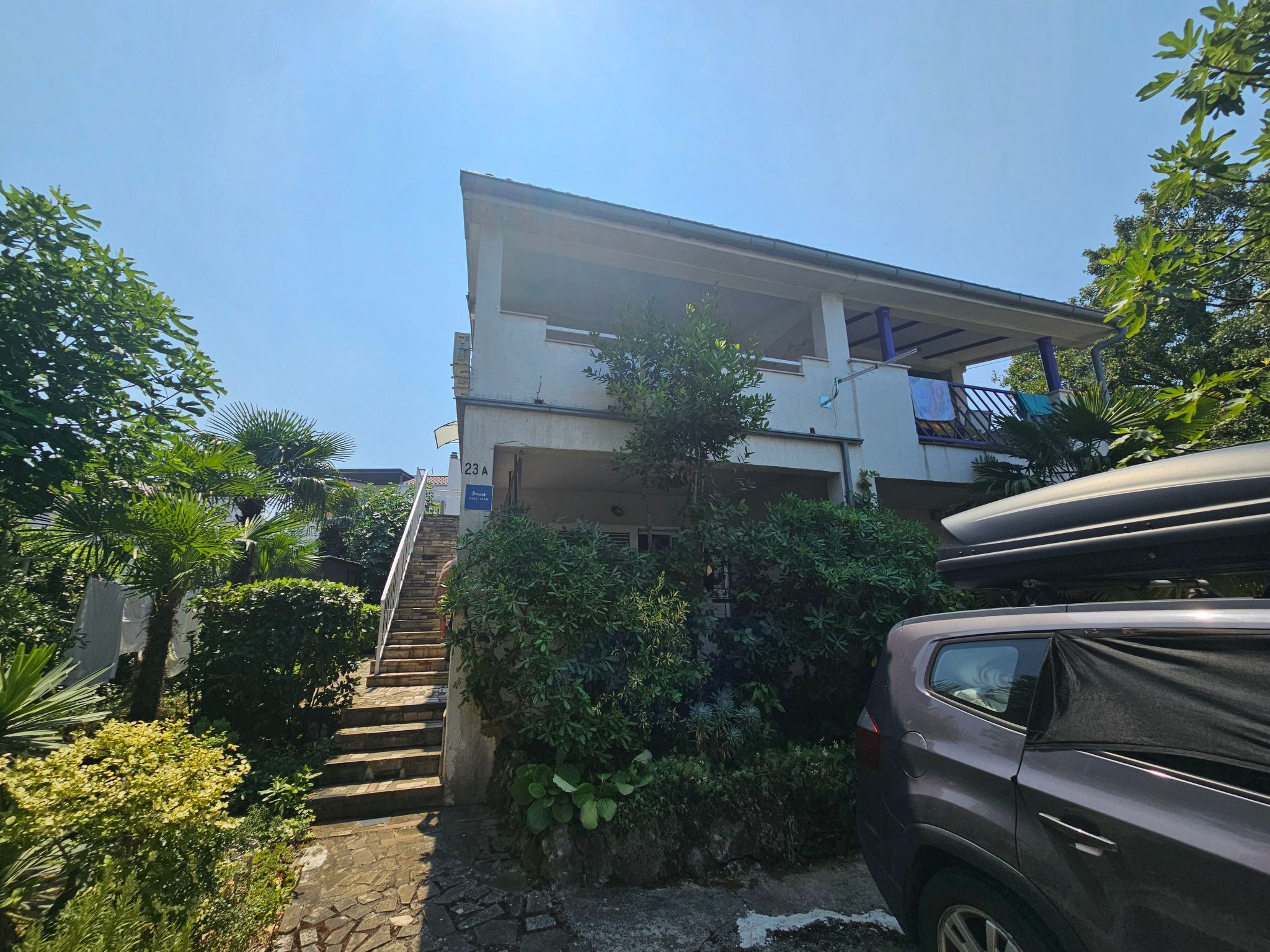 "Buza" mit eigenem Balkon-Image-tags.info