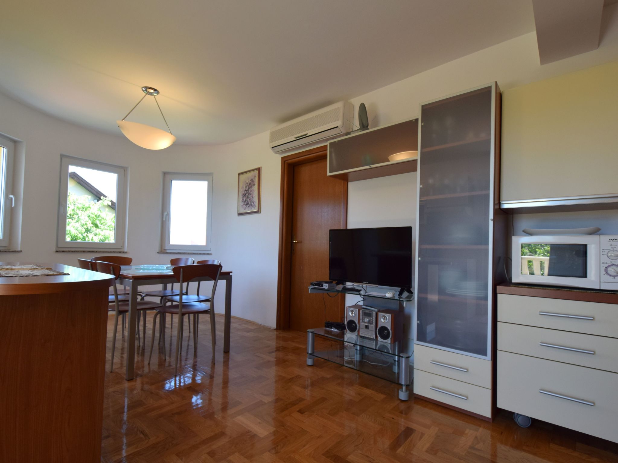 Mirela-Image-tags.info