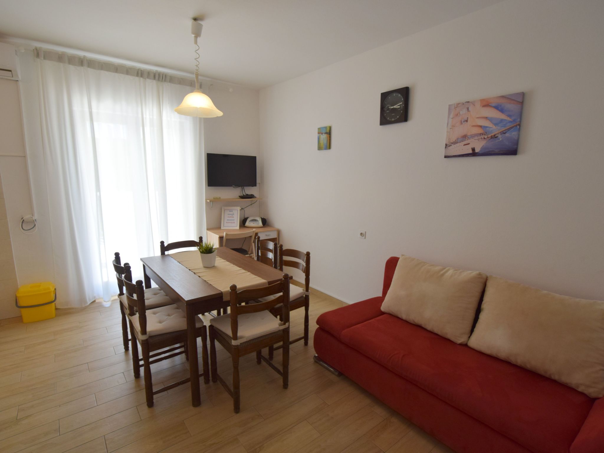 Lorela-Image-tags.info