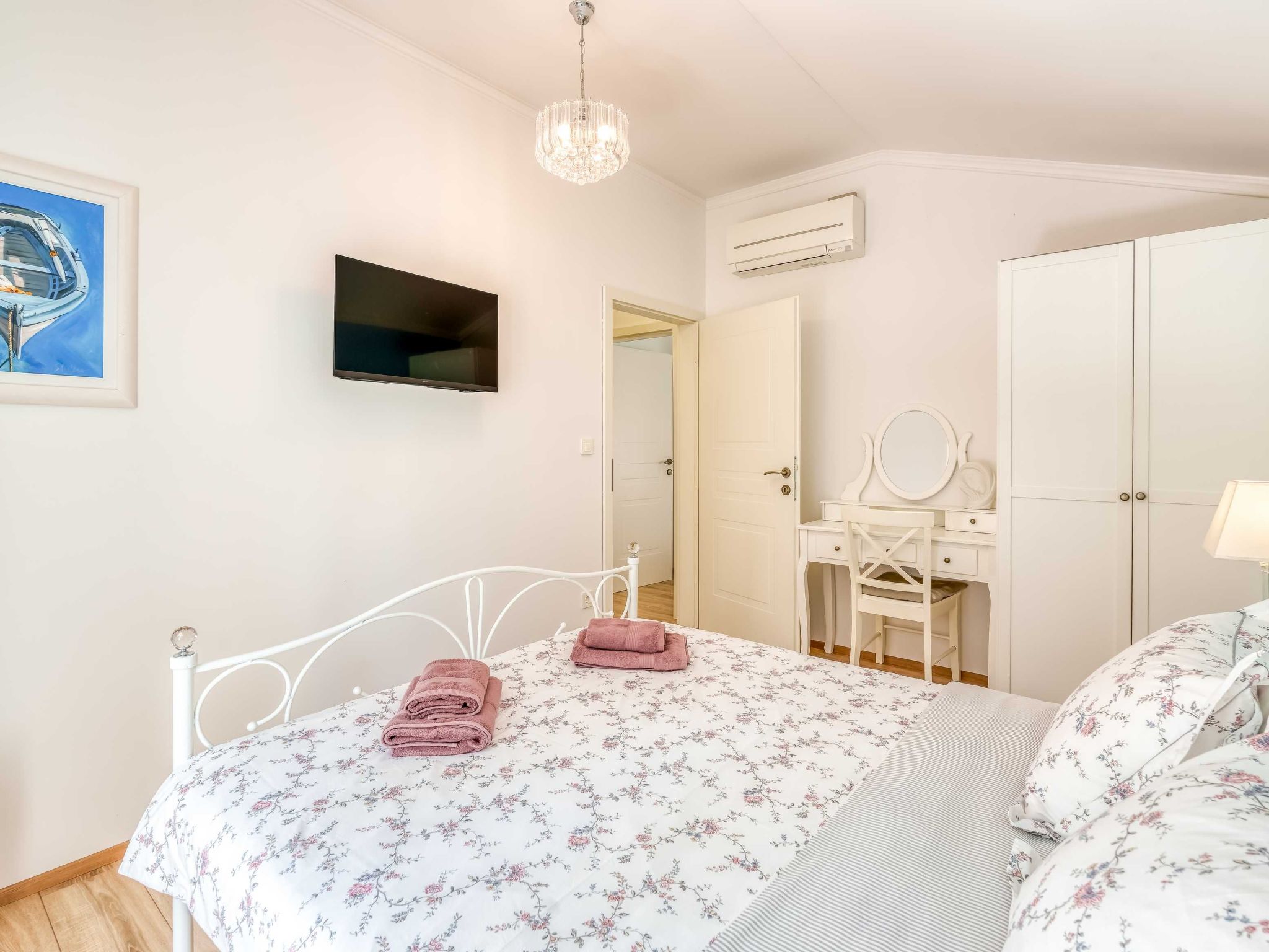 "Andrea" mit Whirlpool-Image-tags.info